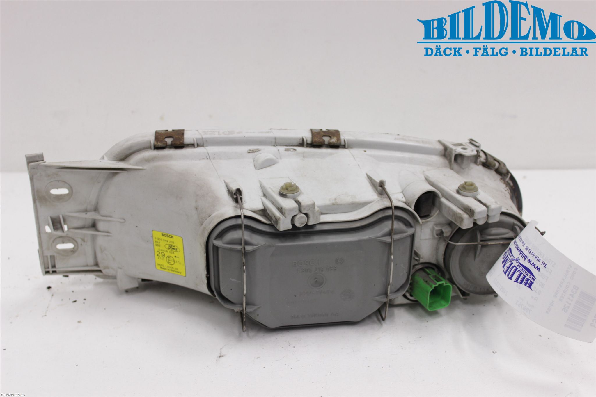 Ford COURIER 91-02 Strålkastare Höger