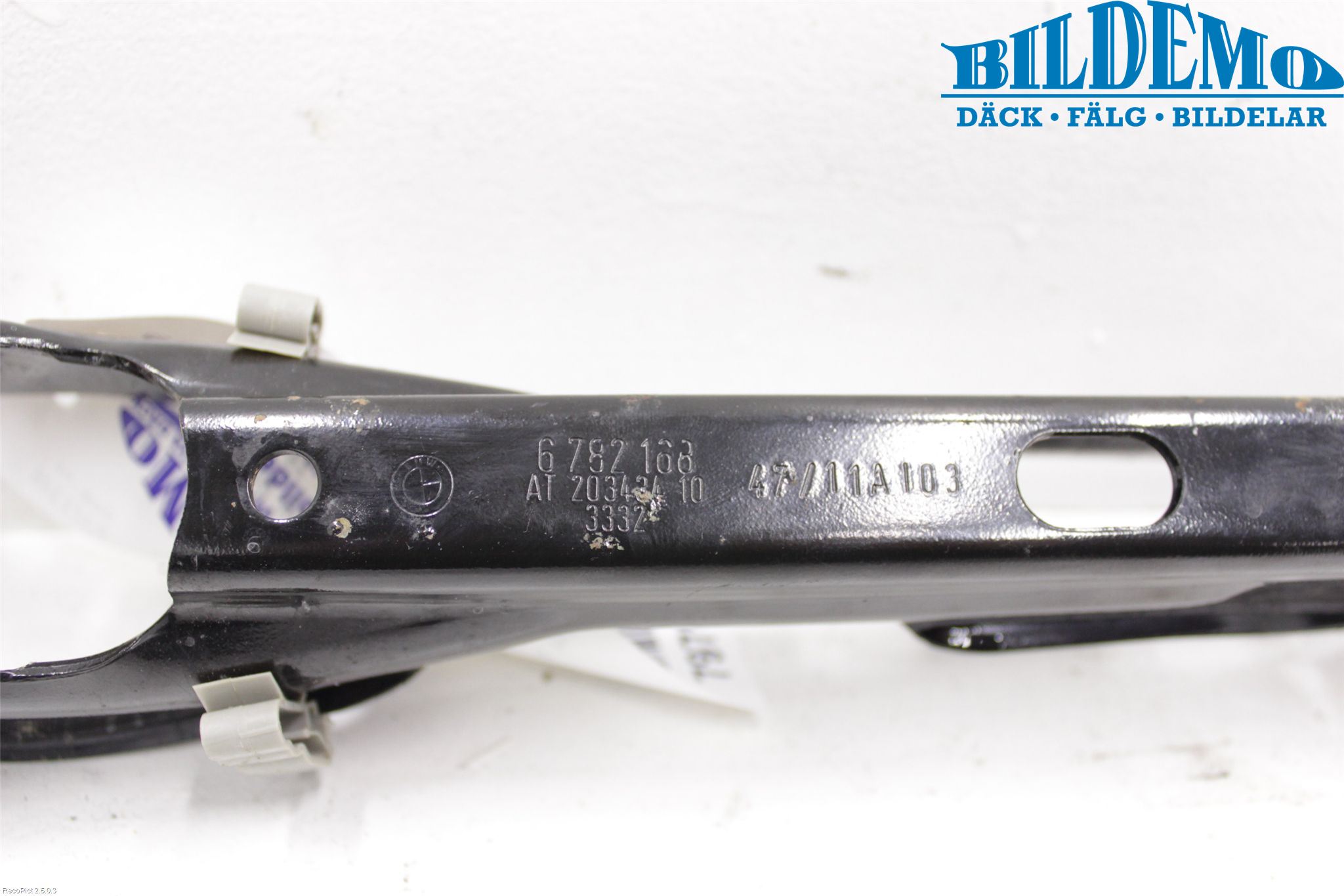 BMW X1 E84 10-15 Bärarm Bak Övre Höger