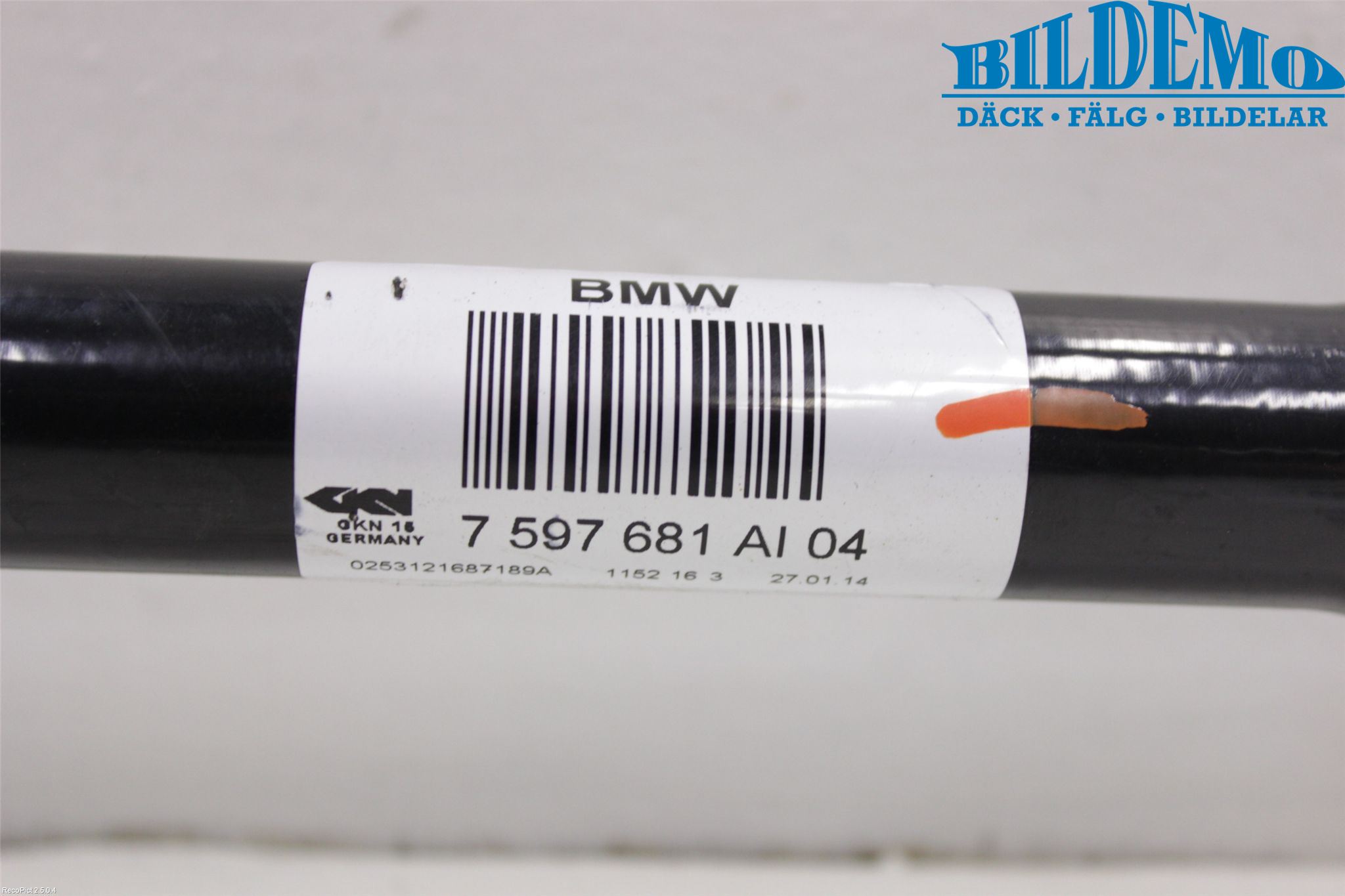 BMW 1 F20/F21 11-19 Drivaxel Bak Vänster