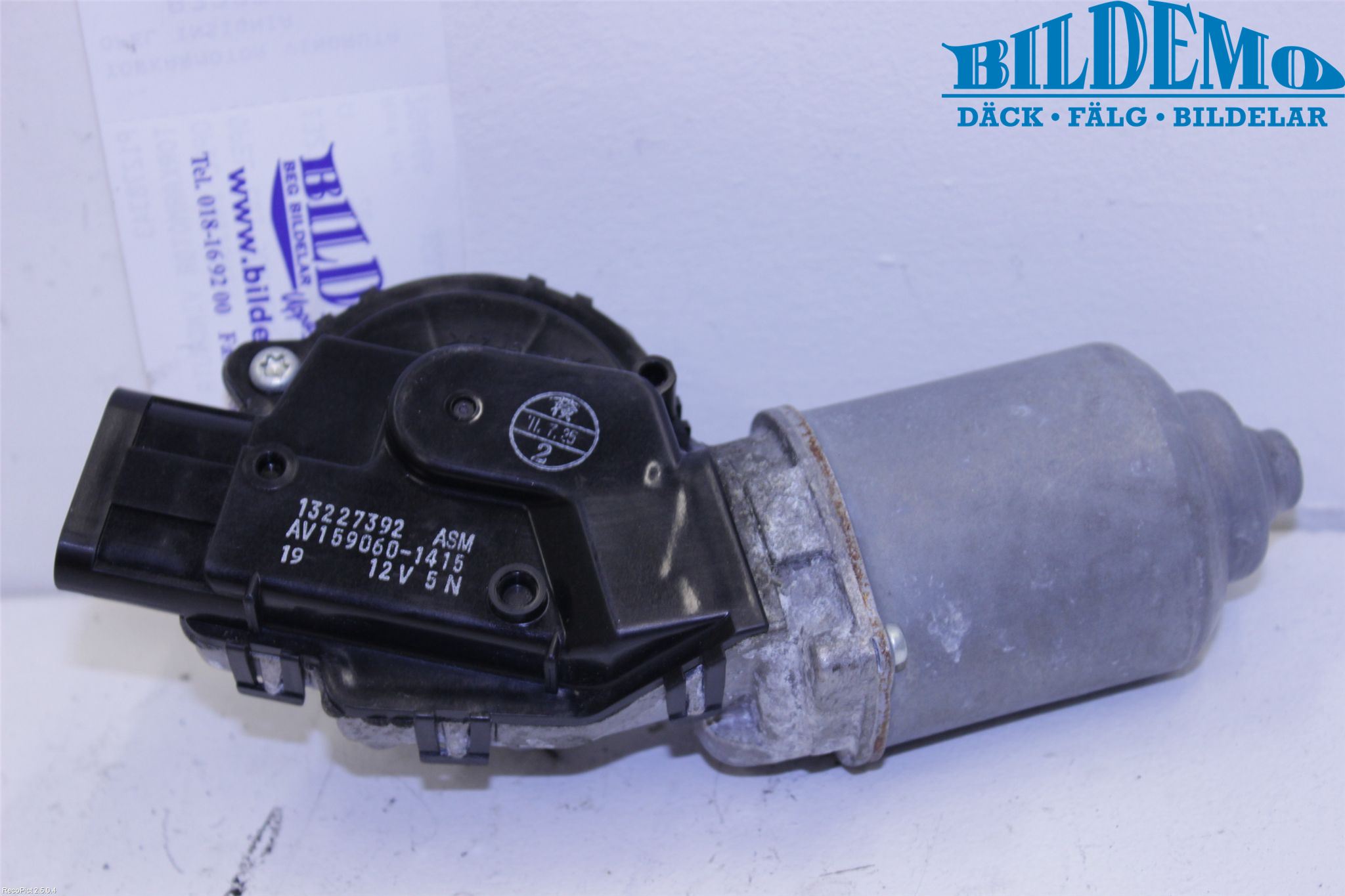 Opel INSIGNIA 09-16 Torkarmotor Vindruta