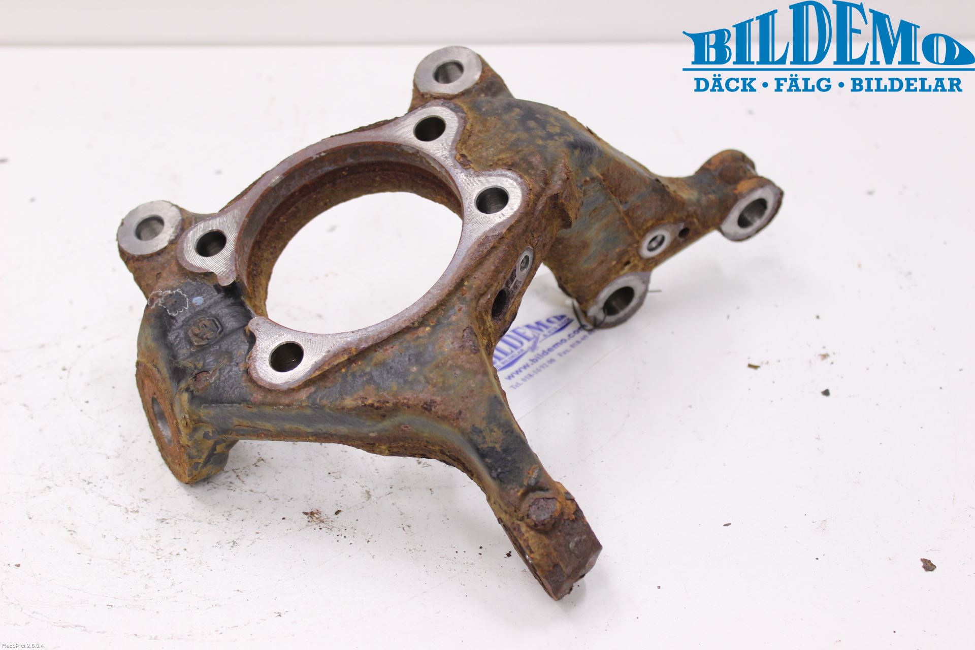 Toyota AURIS 07-09 Styrspindel Lagerhus Vä