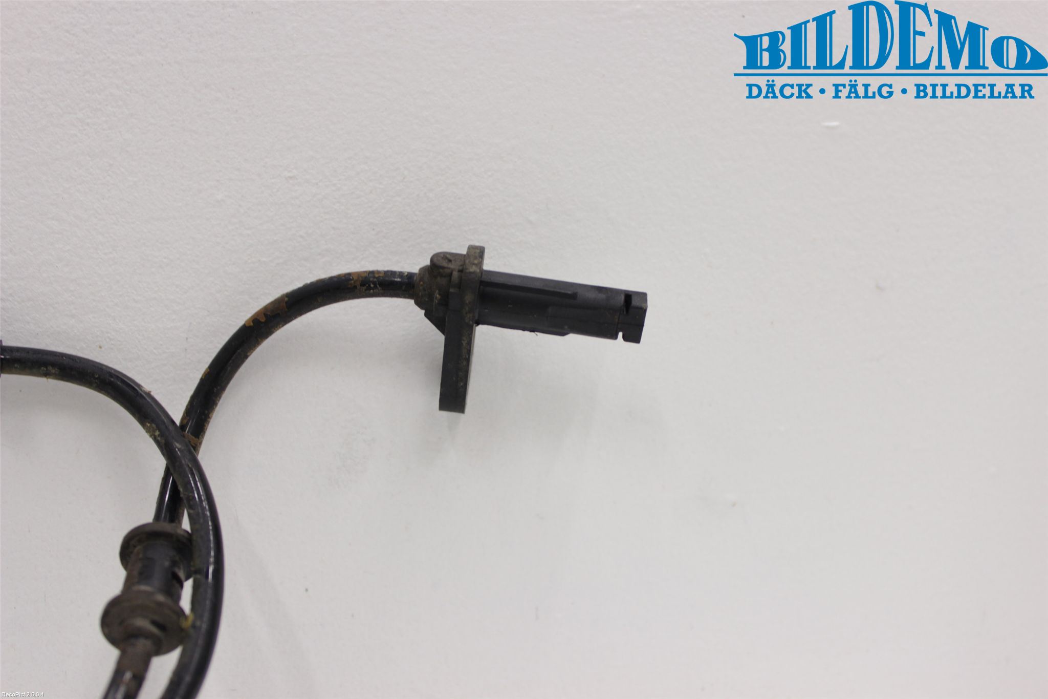 Mercedes-Benz MB E-KLASS (W212) 09-16 Abs Sensor