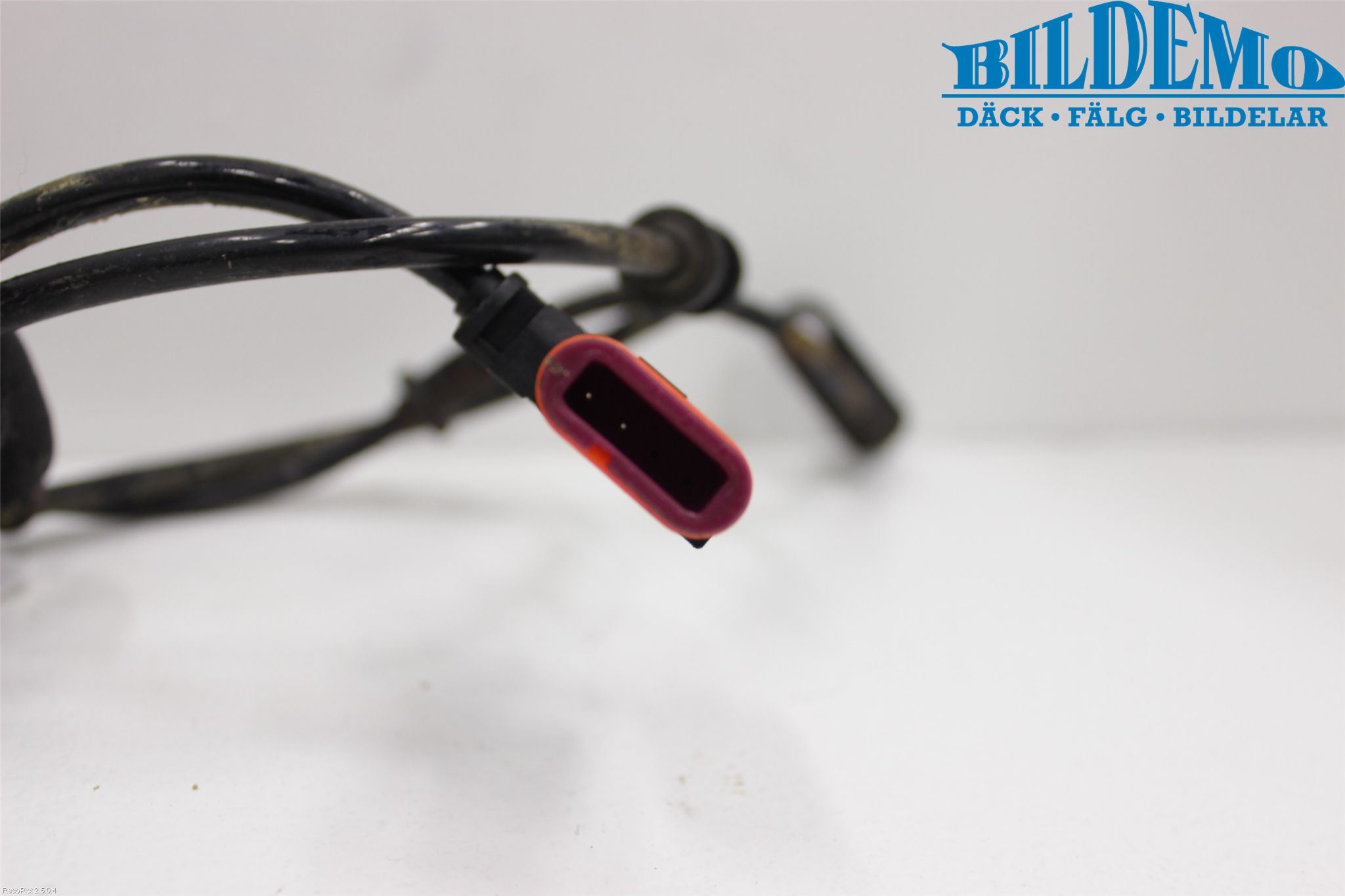 Mercedes-Benz MB E-KLASS (W212) 09-16 Abs Sensor