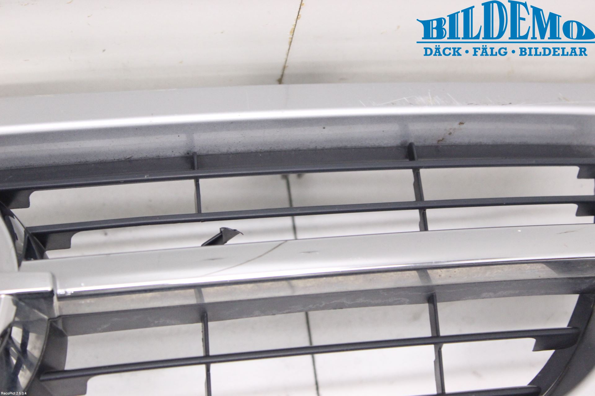 Opel FRONTERA B   98-03 Grill-Galler