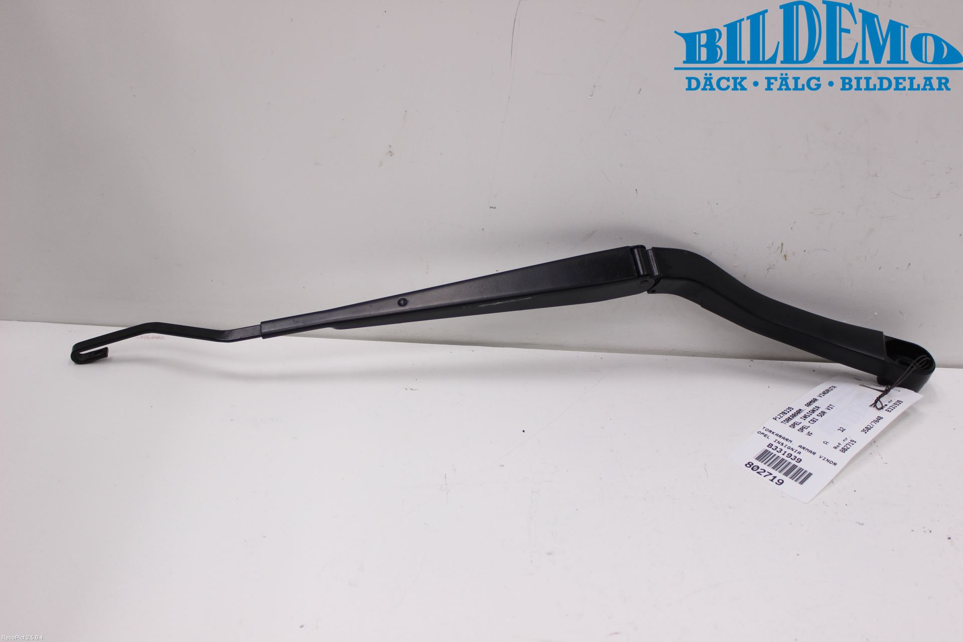 Opel INSIGNIA 09-16 Torkararm Armar Vindruta