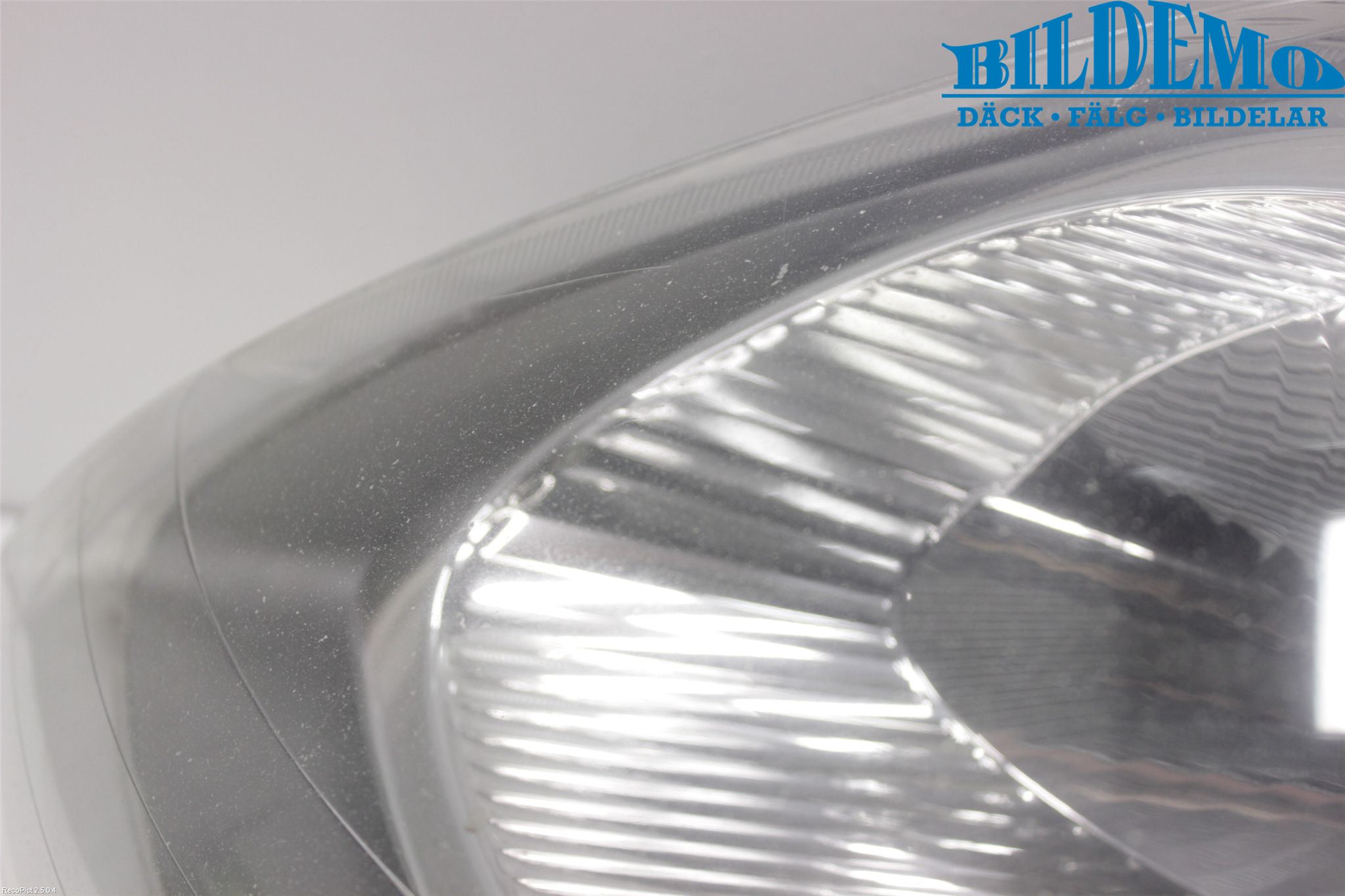 Opel VIVARO 01-14 Strålkastare Vänster