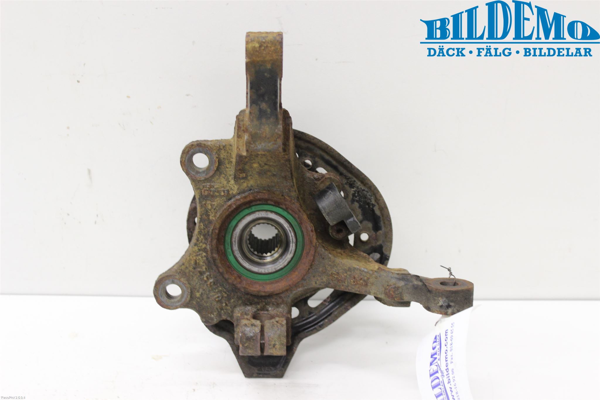 Opel CORSA C    00-06 Styrspindel Lagerhus Hö