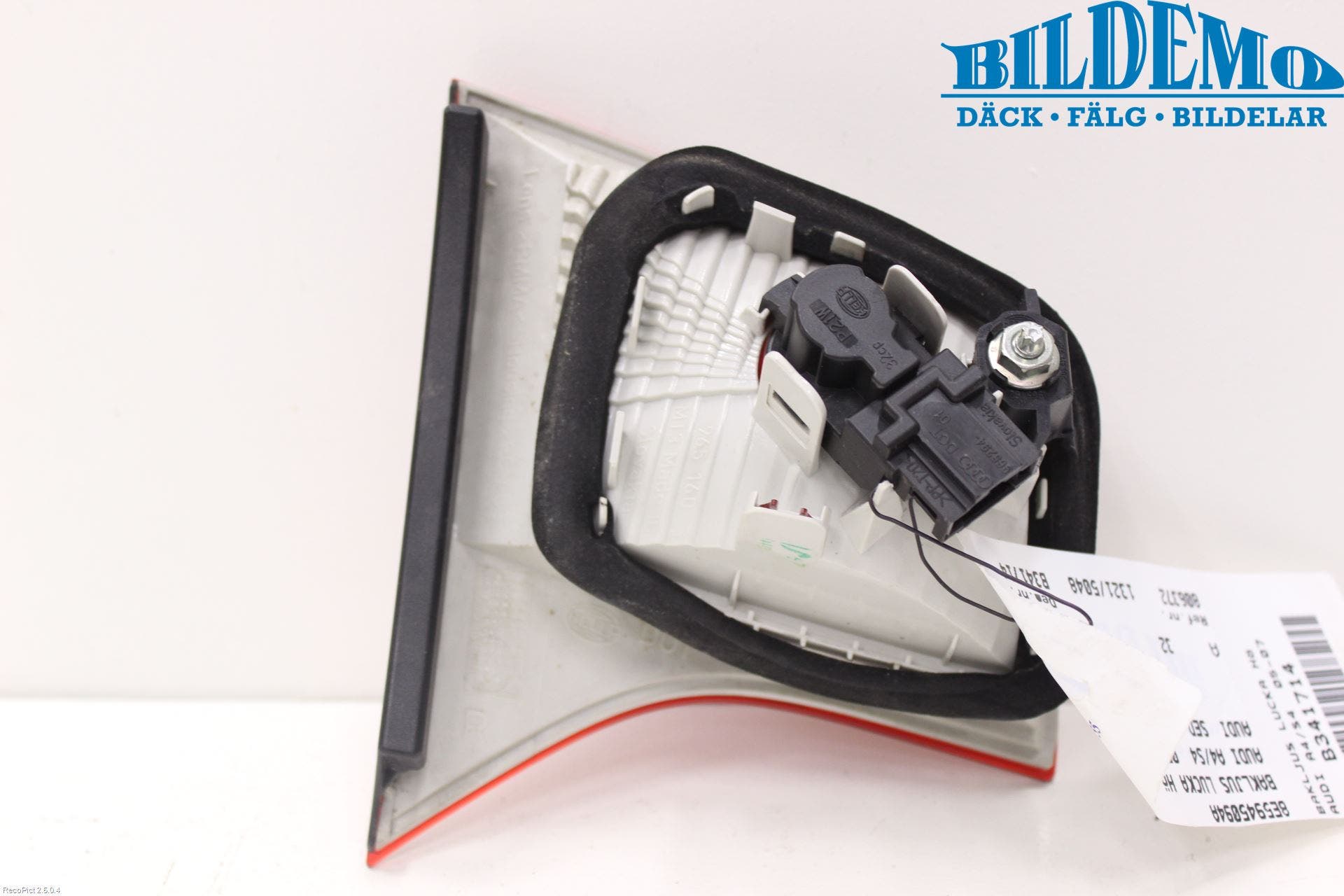 Audi A4/S4 05-07 Bakljus Lucka Hö