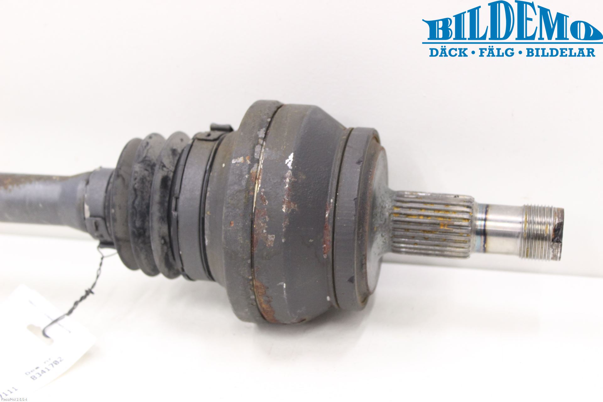 Mercedes-Benz MB E-KLASS (W212) 09-16 Drivaxel Bak Vänster