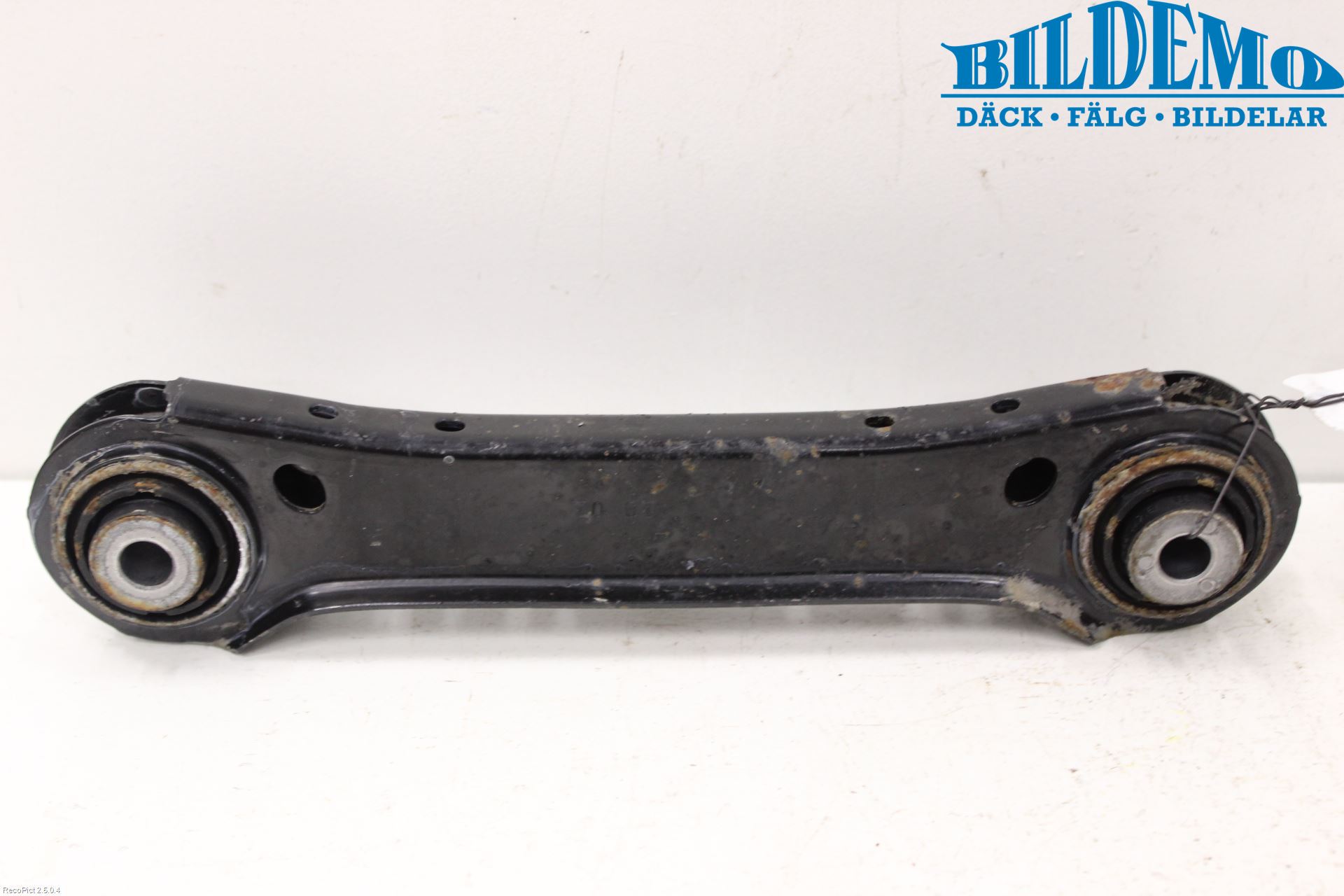 BMW 1 E87/81 5D/3D 03-11 Bärarm Bak Övre Höger