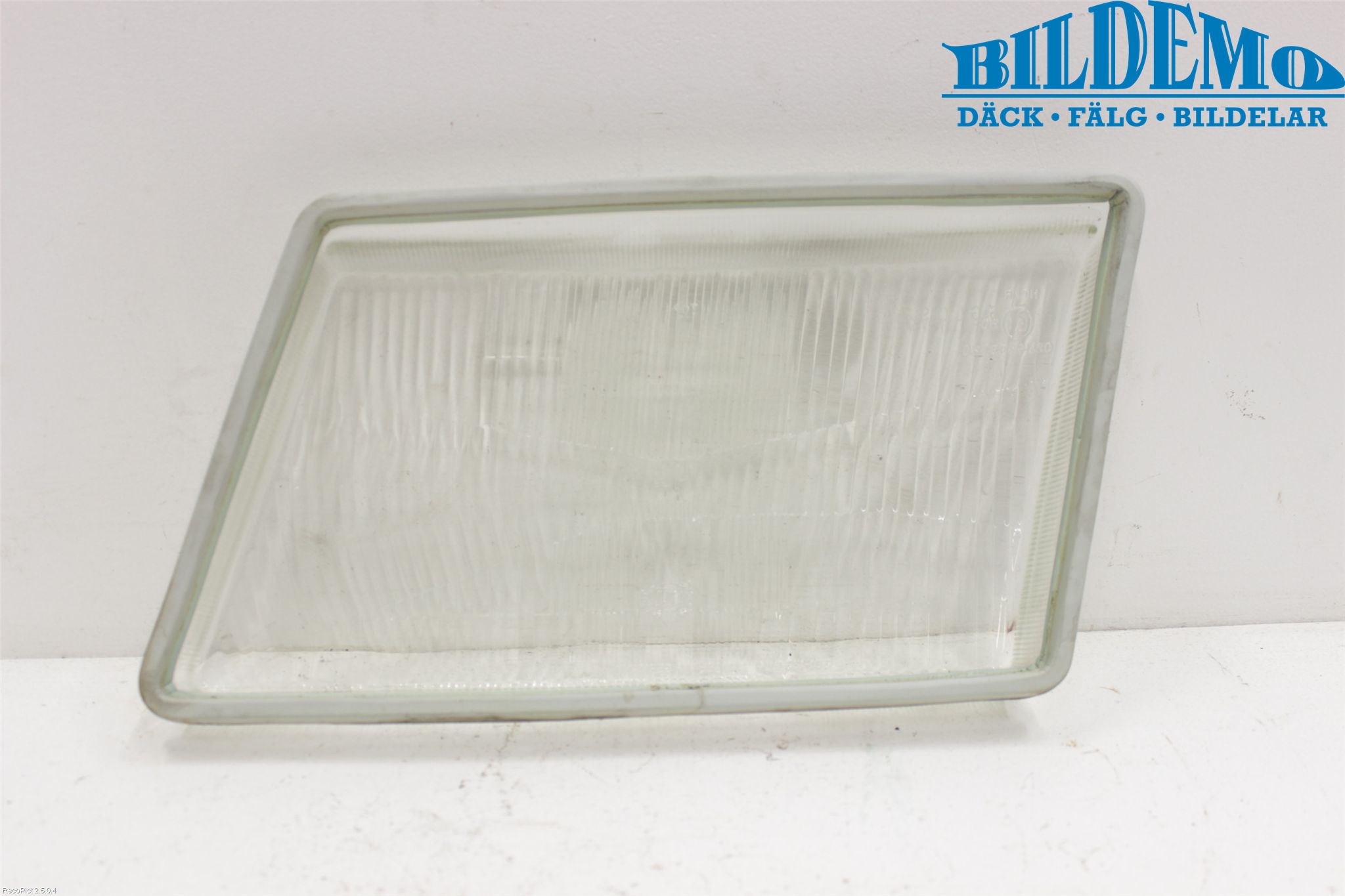 Saab 9000 CC    85-93 Strålkastarglas Hö