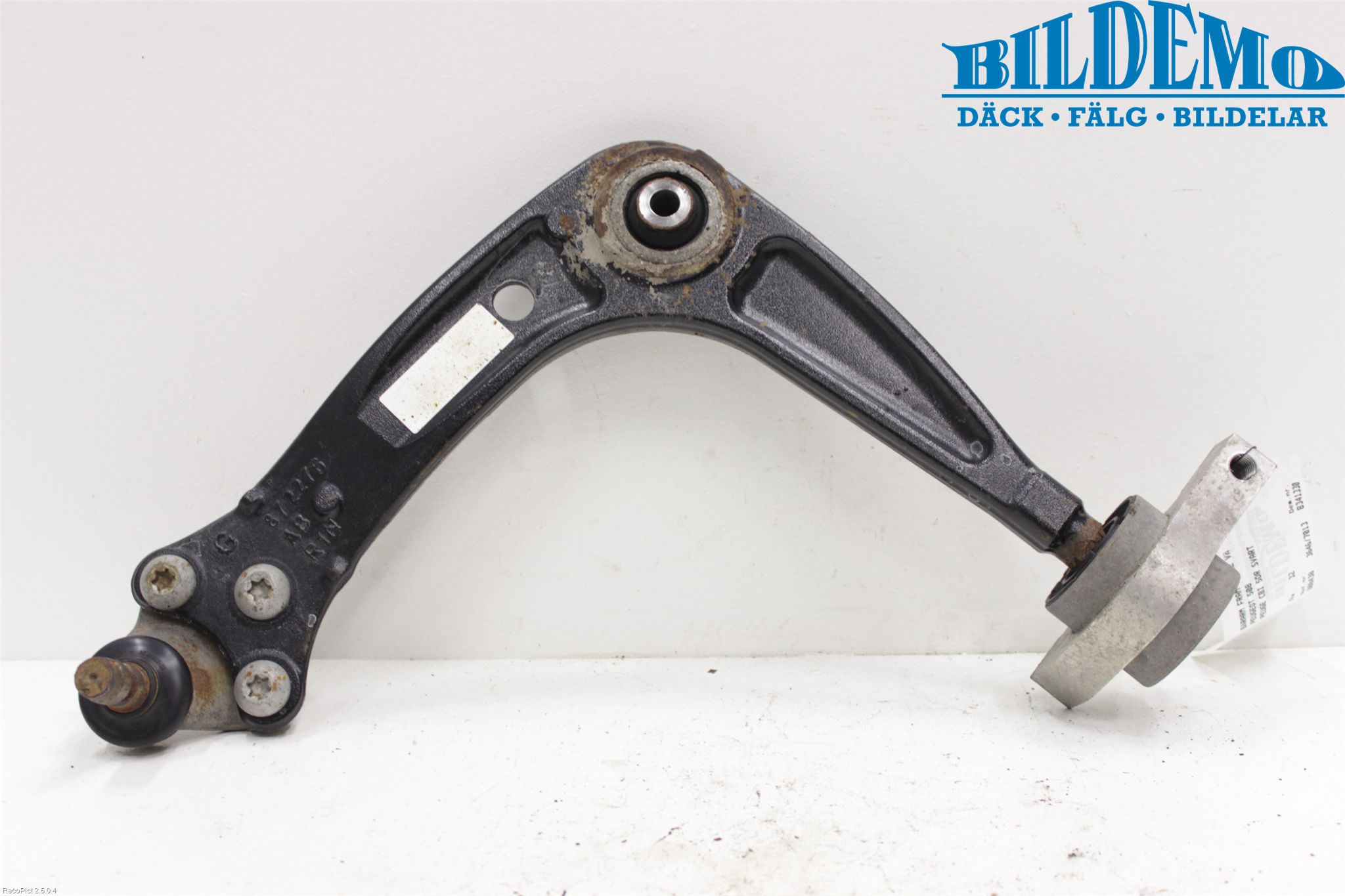 Peugeot 508 11-18 Bärarm Fram Undre Vä