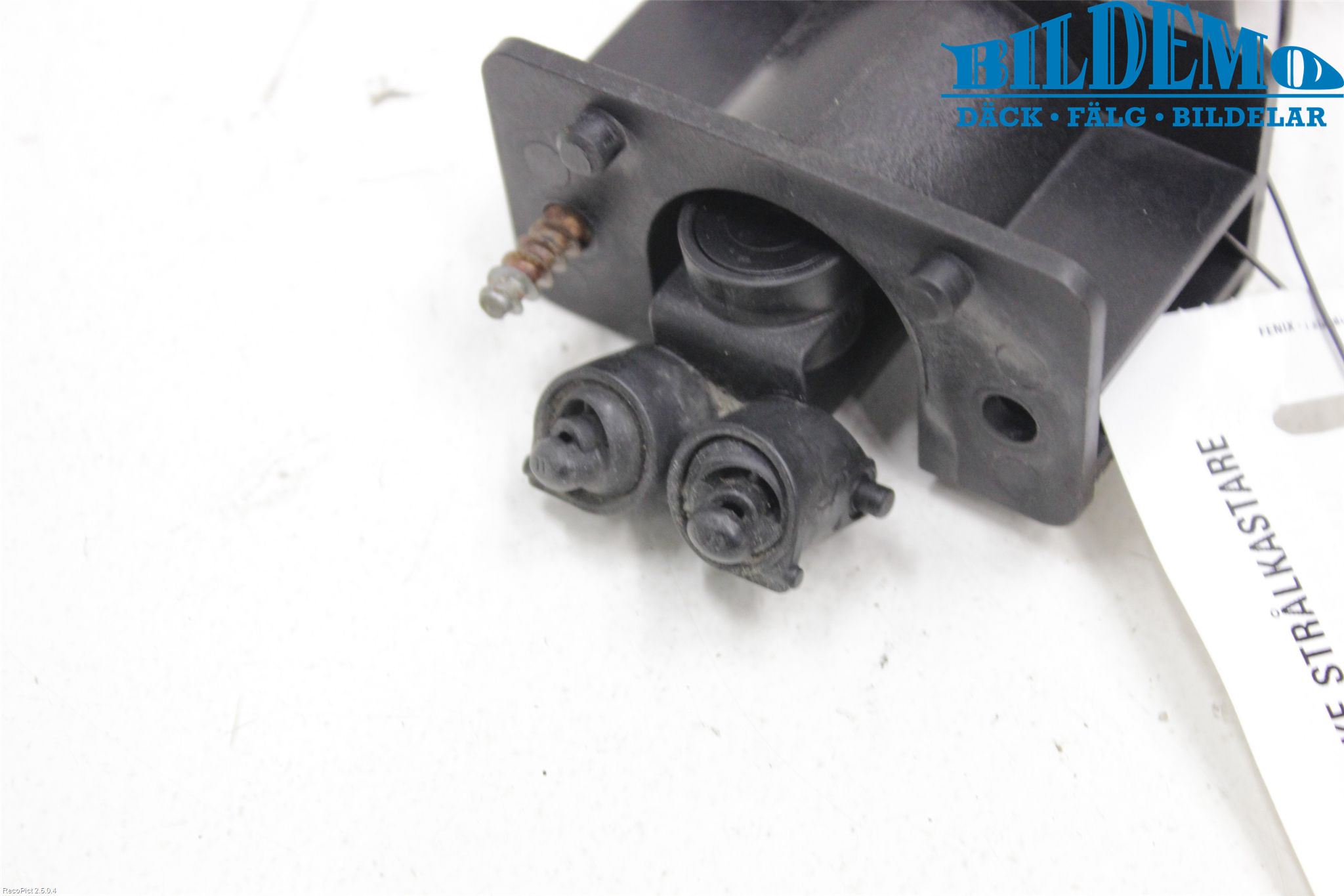 Audi A6/S6     97-05 Spolarmunstycke Strålkastare