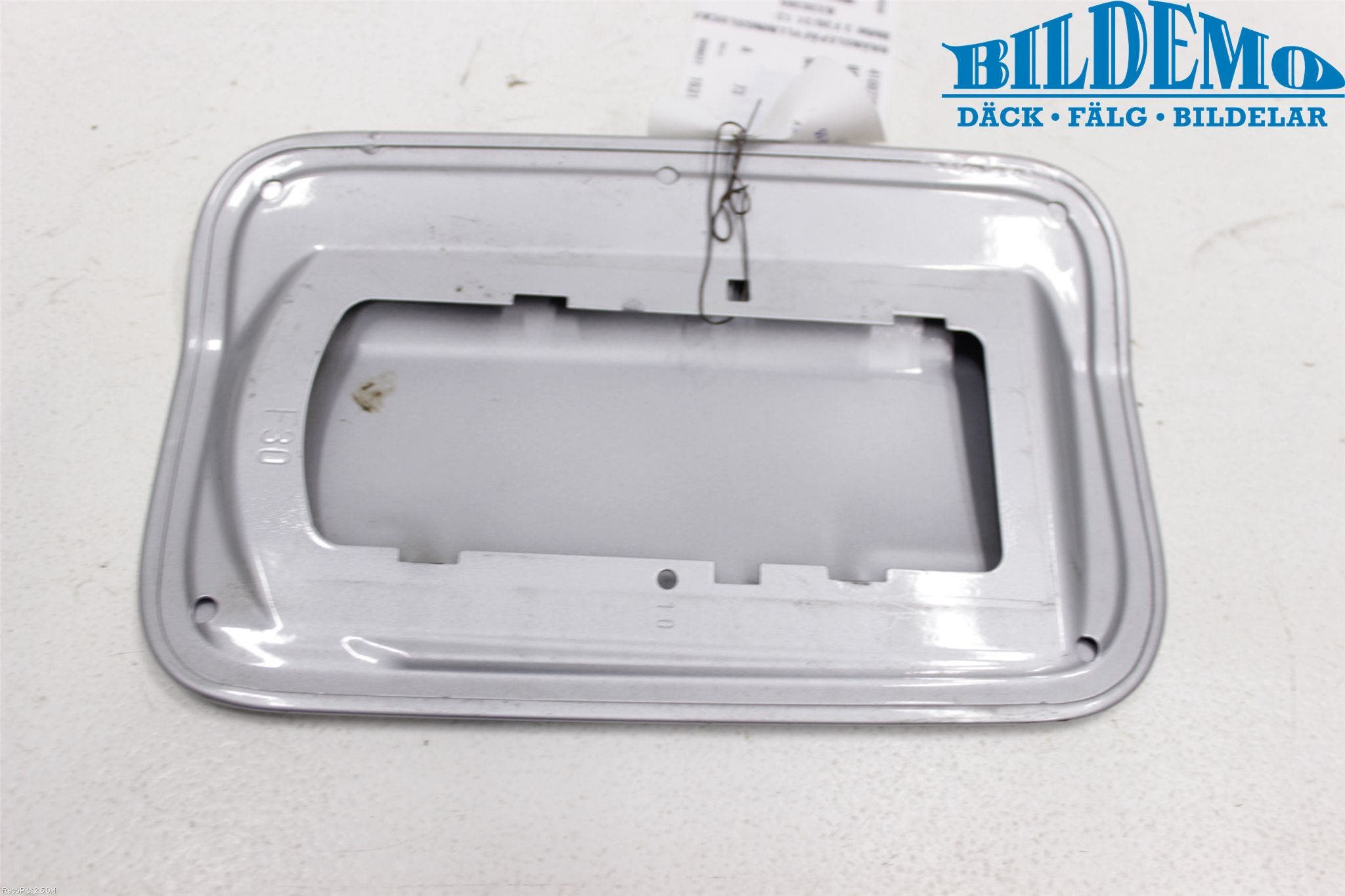 BMW 3 F30/F31/F80 12-19 Tanklucka