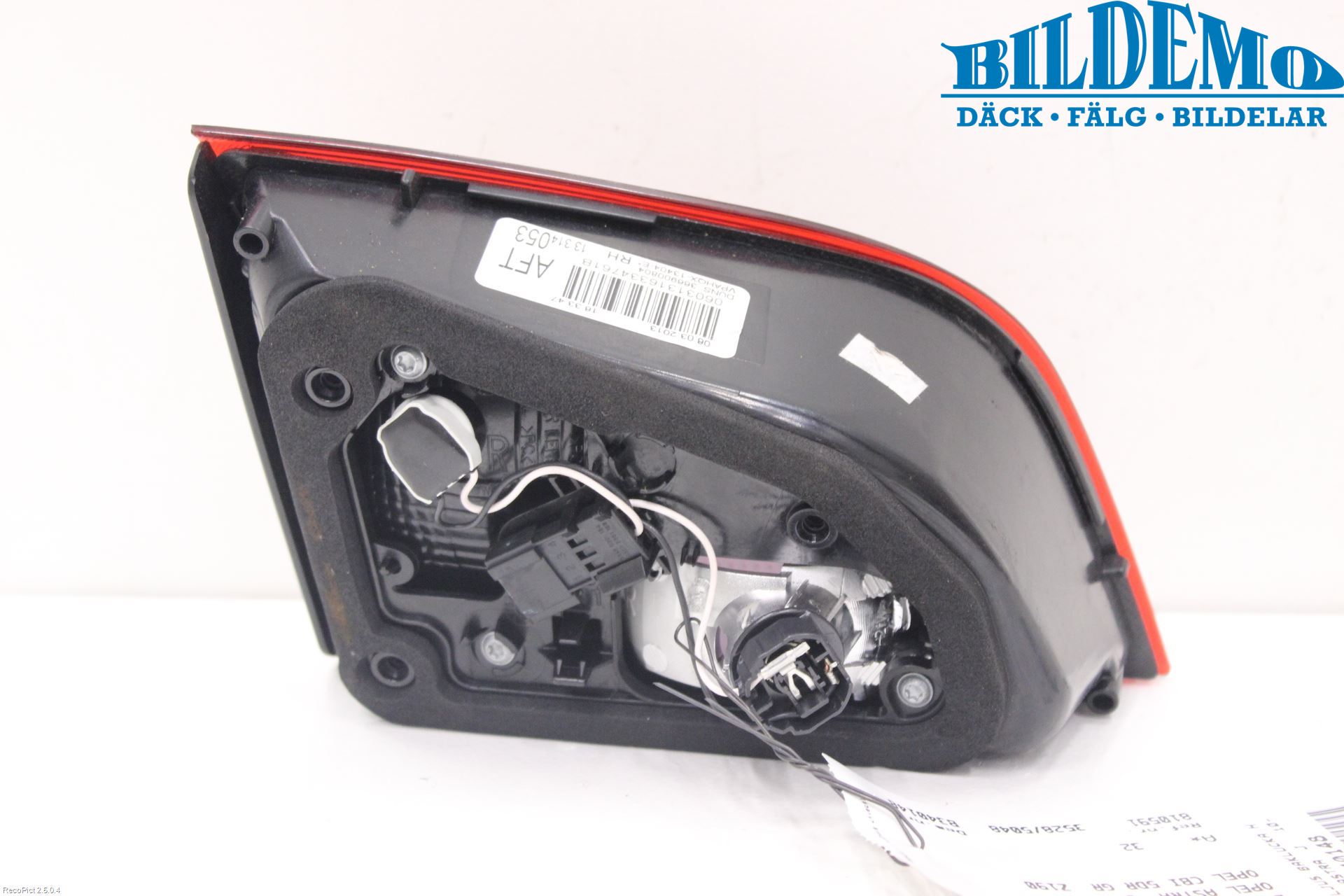 Opel ASTRA J 10-15 Bakljus Lucka Hö