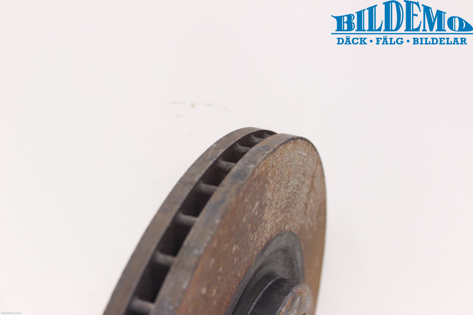 Nissan QASHQAI+2  10-14 Bromsskiva Fram