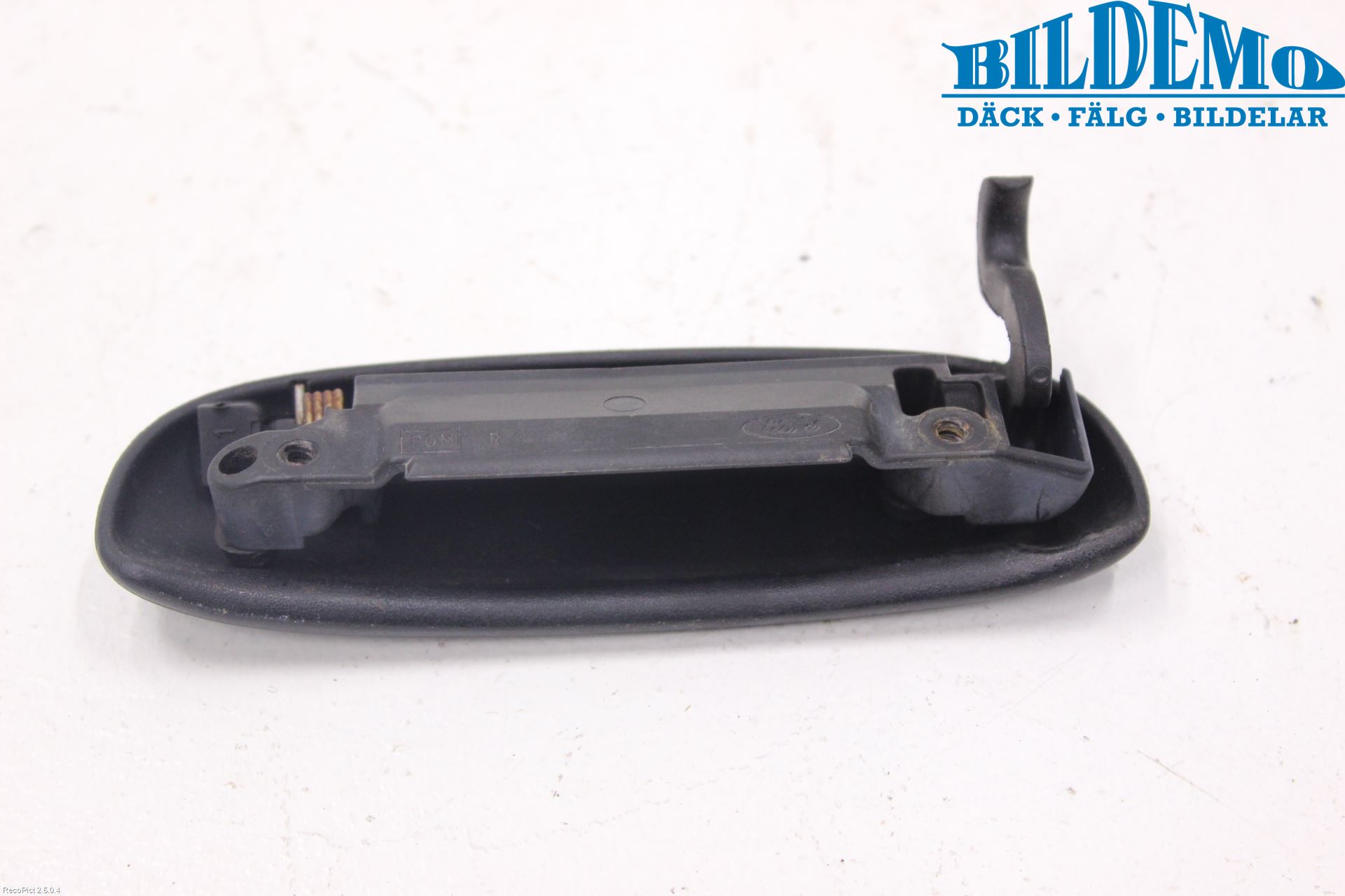 Ford ESCORT     95-00 Dörrhandtag Yttre Hö