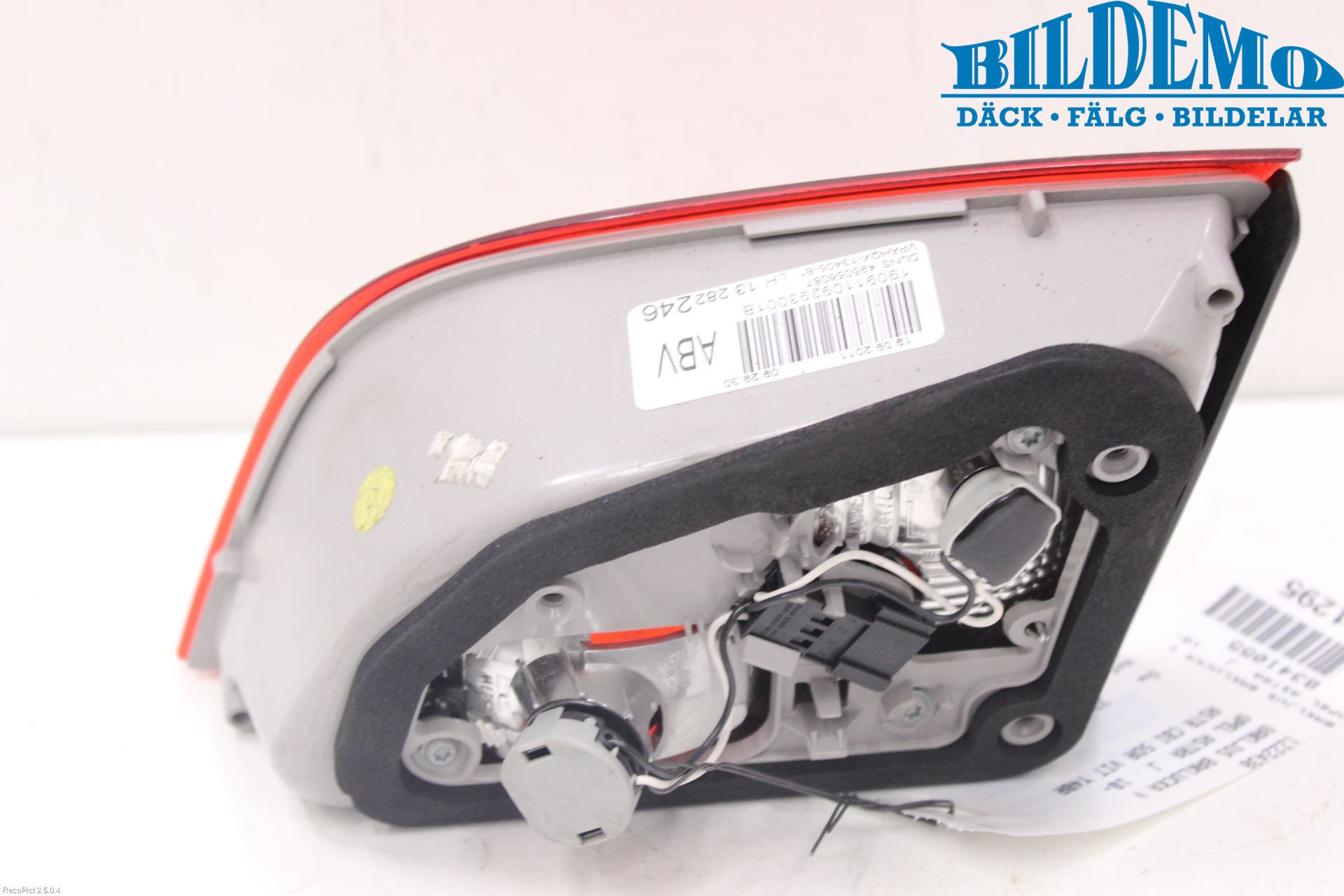 Opel ASTRA J 10-15 Bakljus Lucka Vä