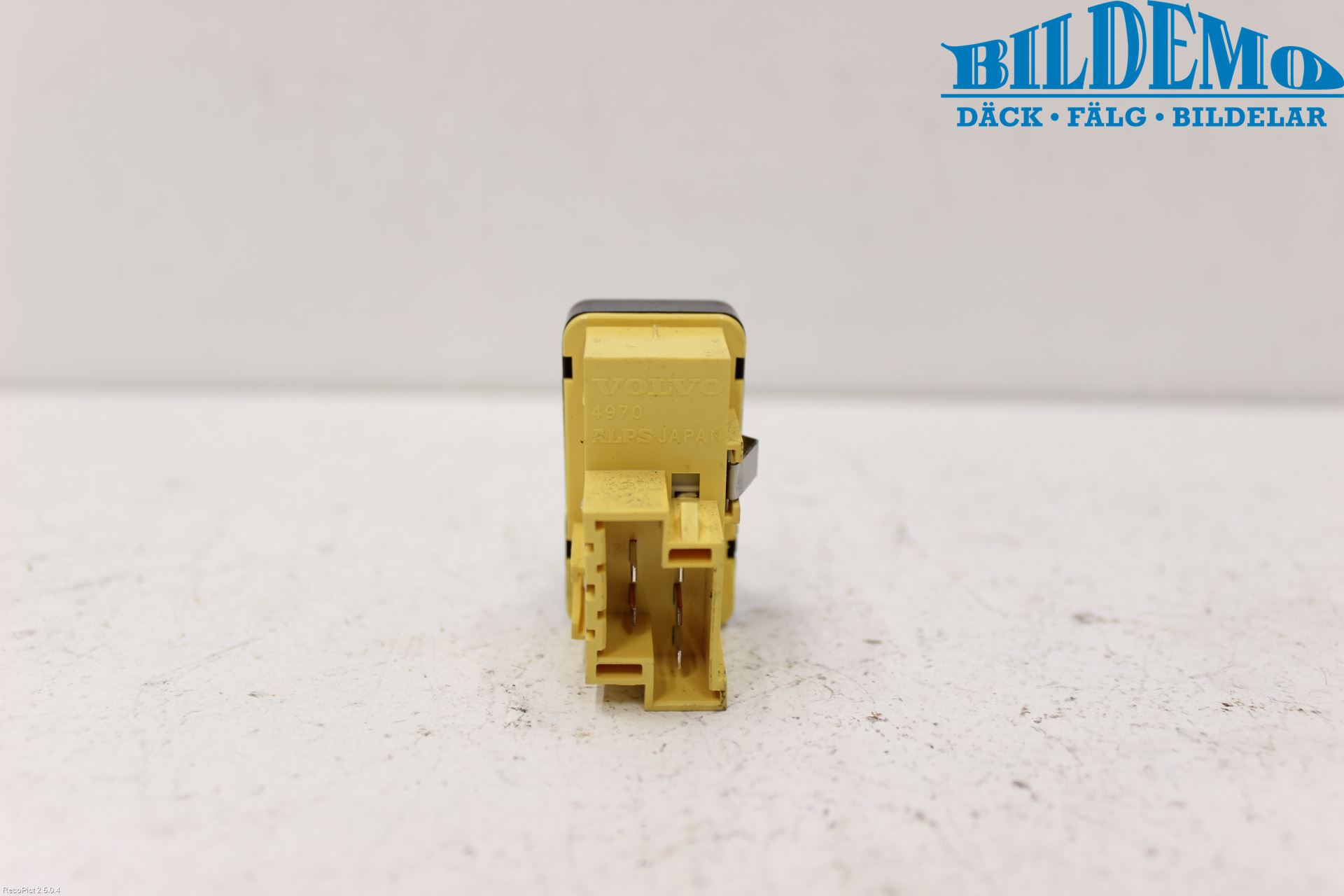 Volvo S70/V70/XC  97-00 Strömställare Färddator