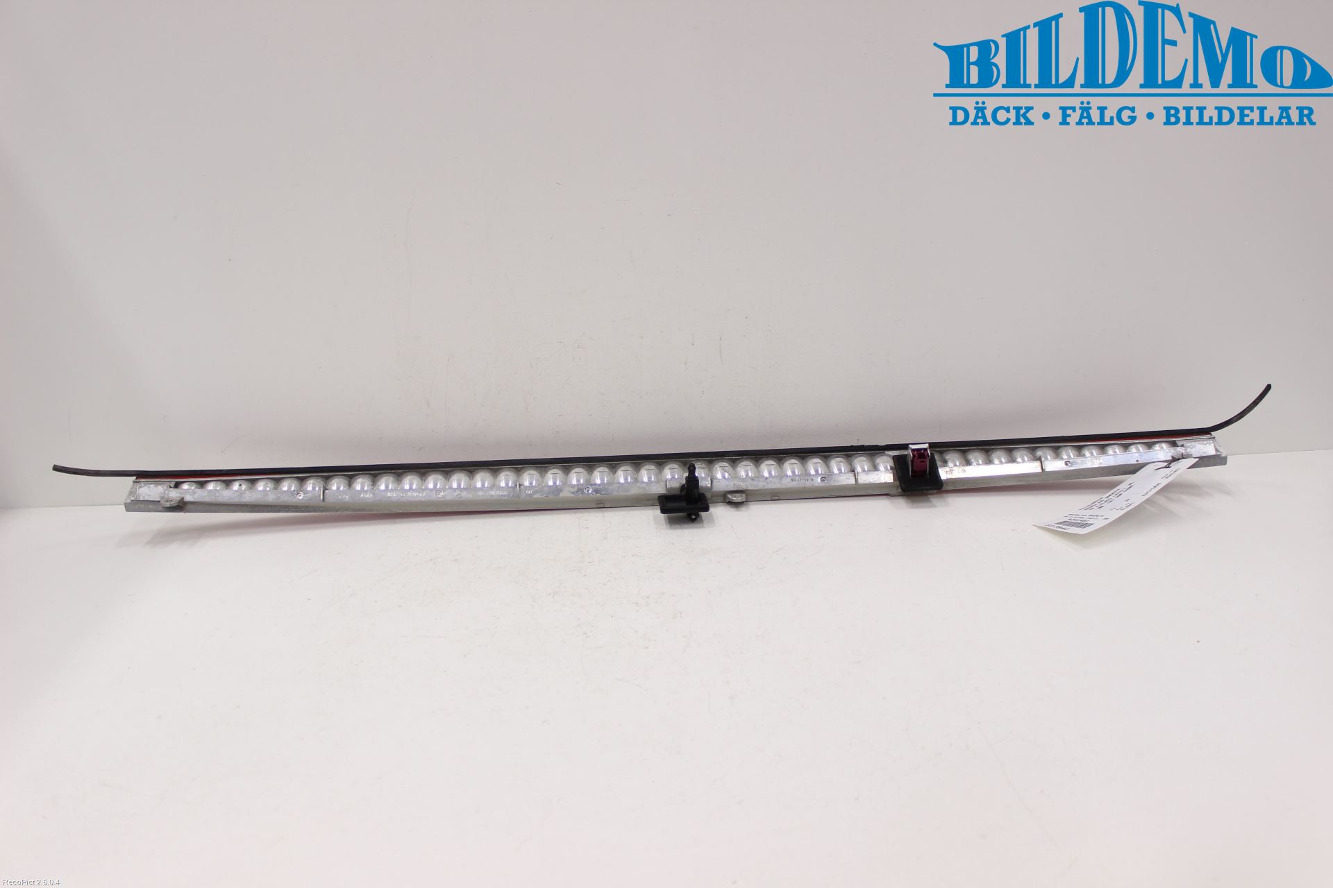 Mercedes-Benz MB E-KLASS (W212) 09-16 Bromsljus Bakruta