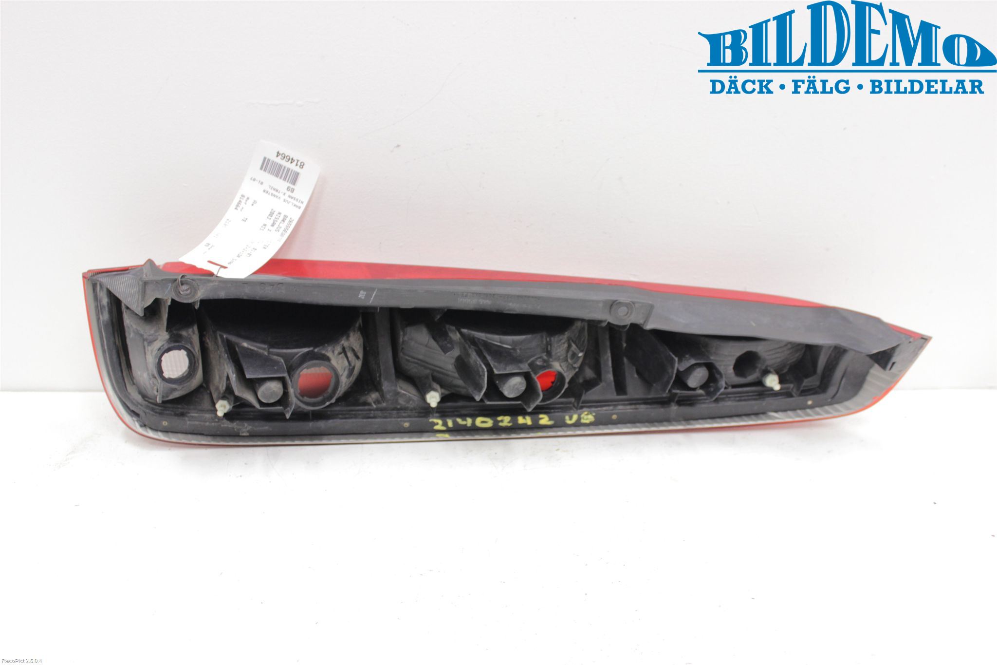 Nissan X-TRAIL     01-07 Bakljus Vänster