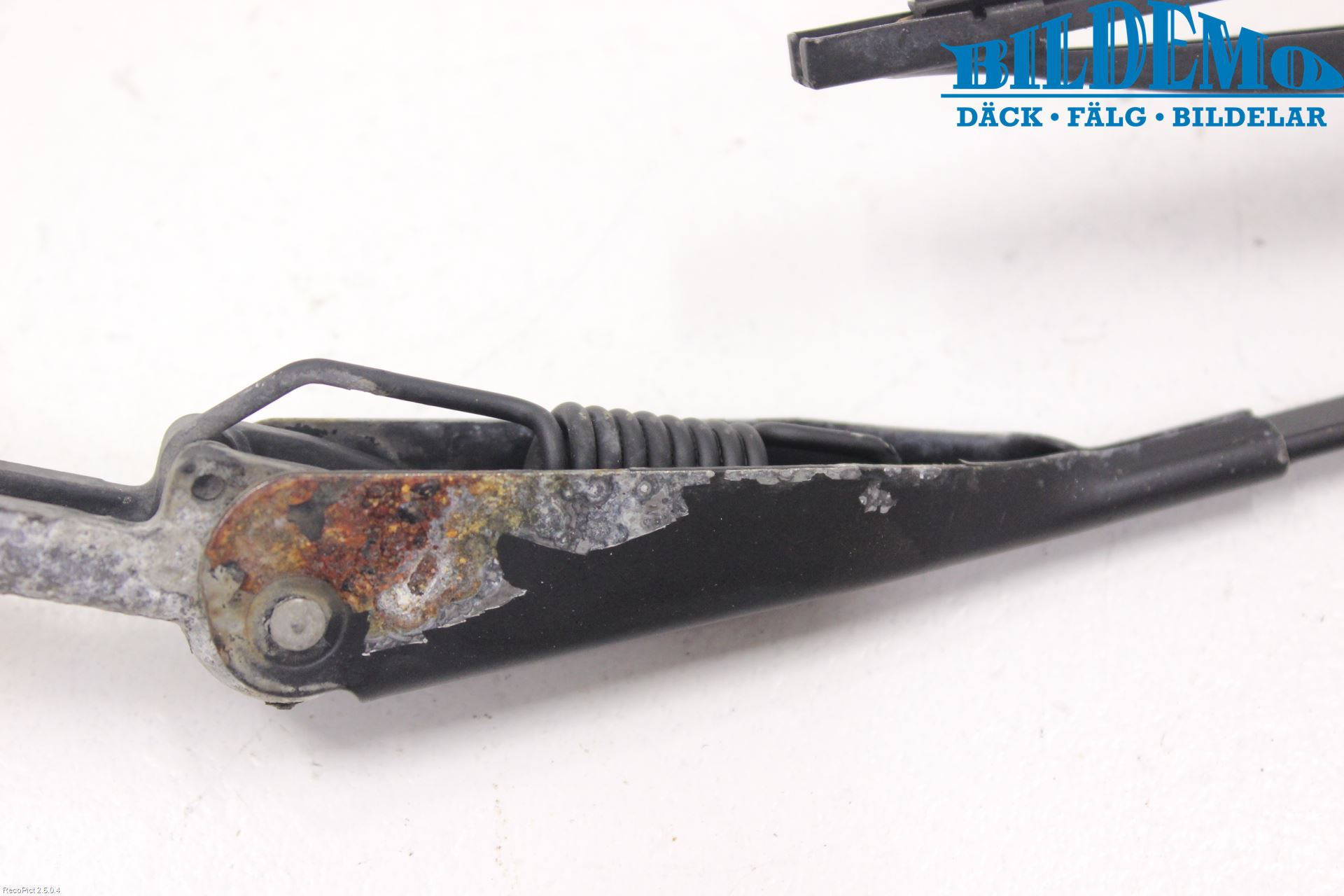 Kia RIO           01-05 Torkararm-Bakruta