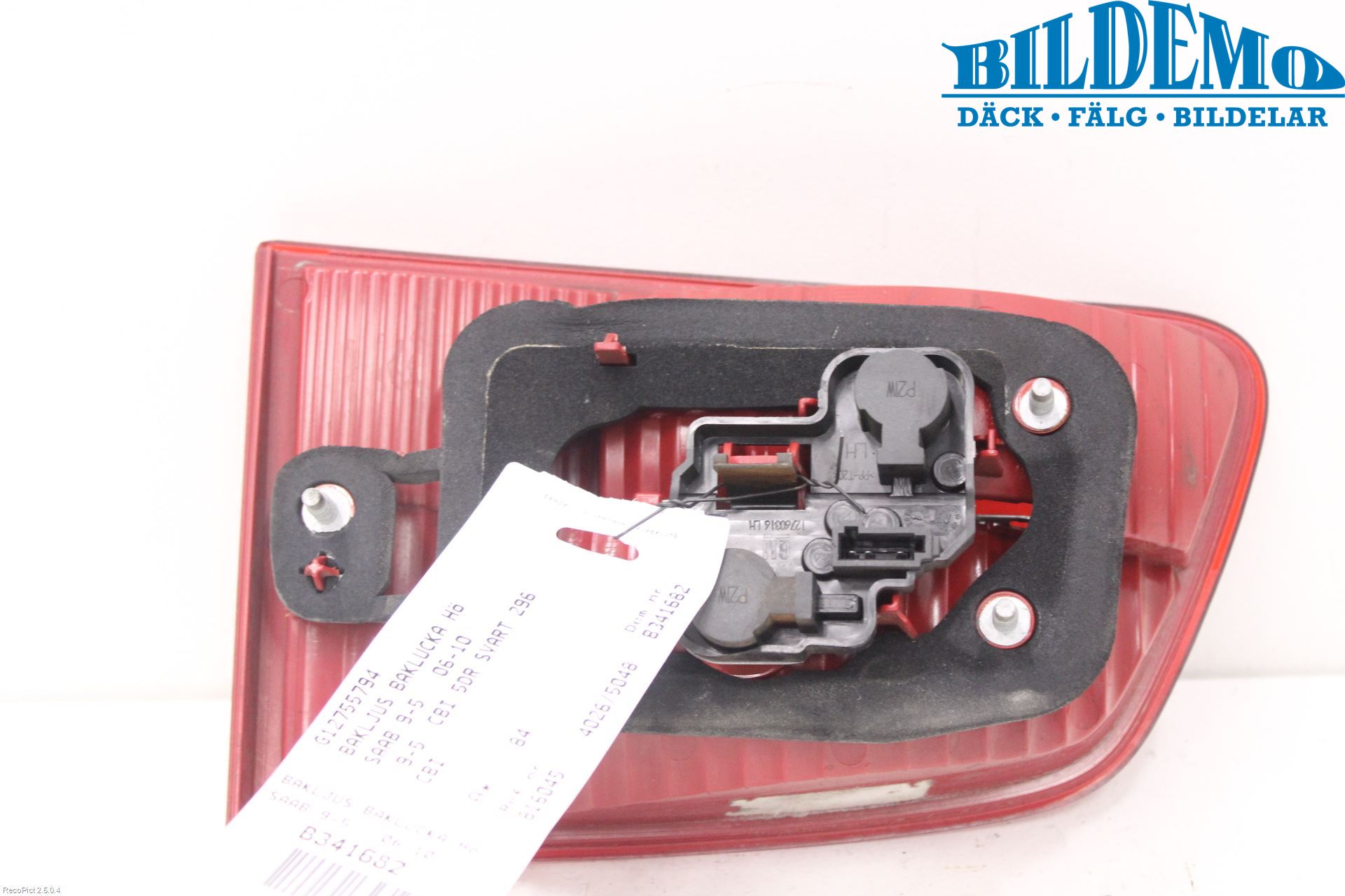 Saab 9-5     06-10 Bakljus Lucka Hö