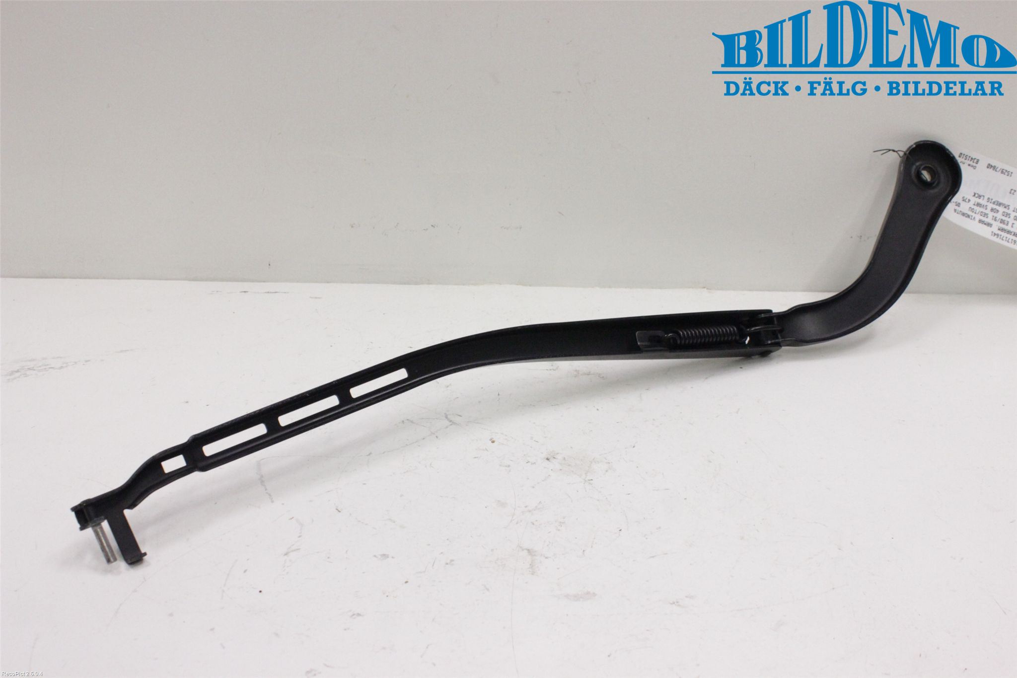 BMW 3 E90/91 SED/TOU 05-12 Torkararm Armar Vindruta