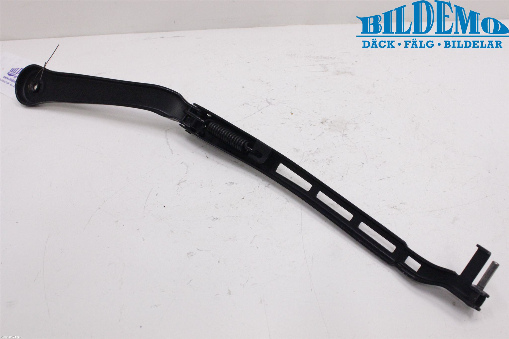 BMW 3 E90/91 SED/TOU 05-12 Torkararm Armar Vindruta
