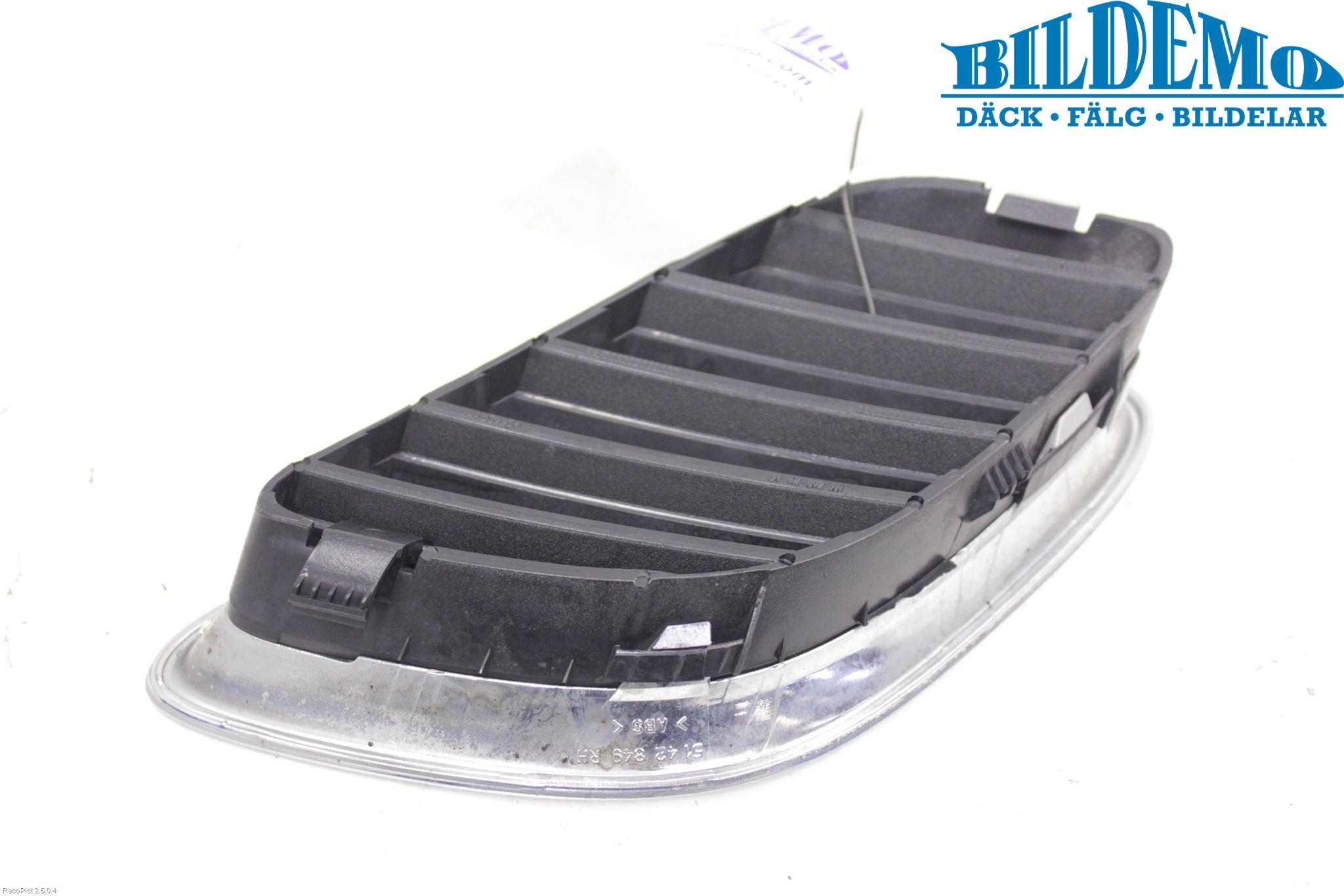 Saab 9-5 -05 Grilldel Höger