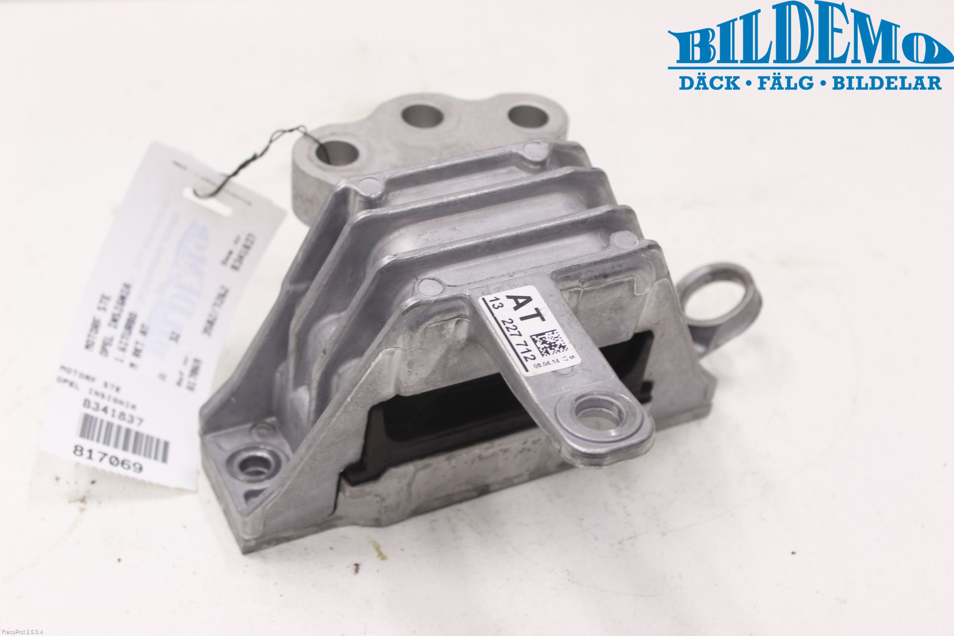 Opel INSIGNIA 09-16 Motorfäste