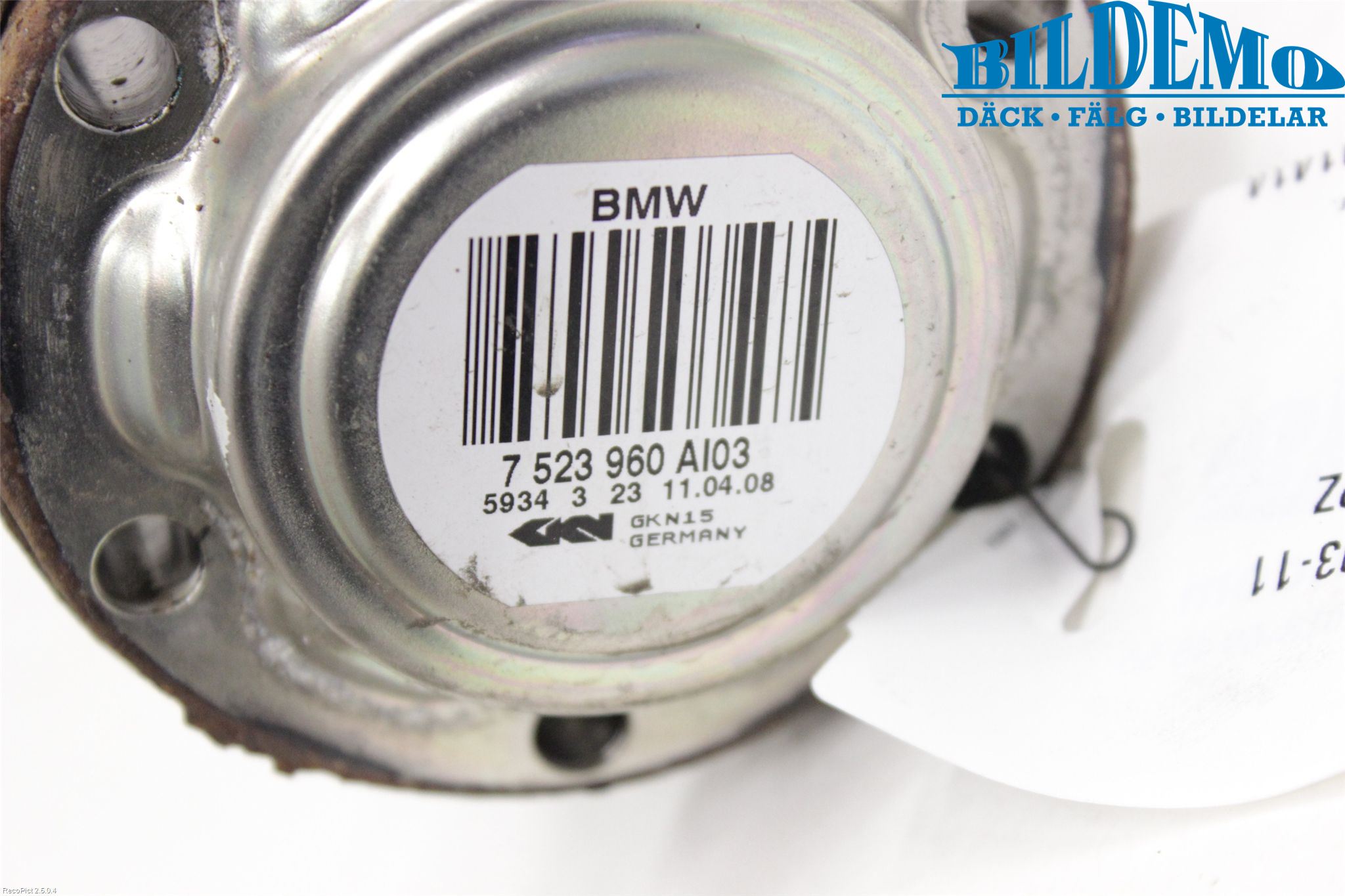 BMW 1 E87/81 5D/3D 03-11 Drivaxel Bak Höger