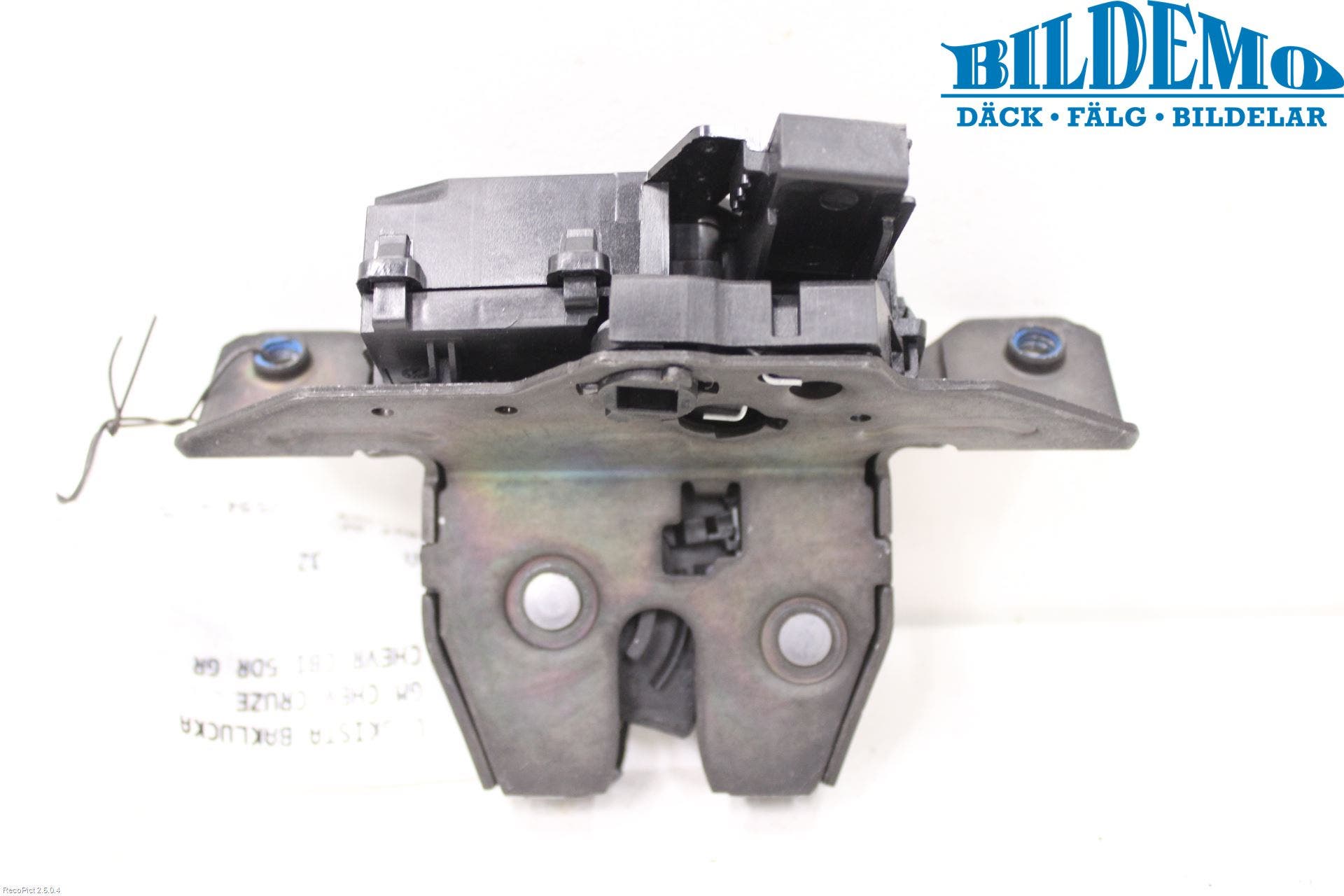 GM CHEVROLET CRUZE Låskista Baklucka