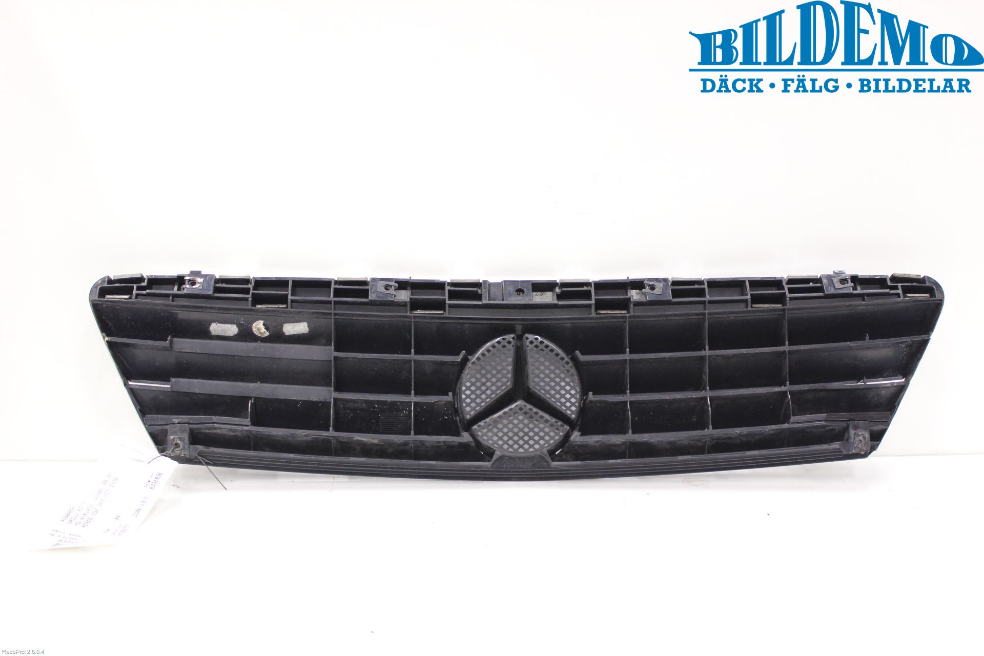 Mercedes-Benz MB A-KLASS (W168) 98-04 Grill Komp