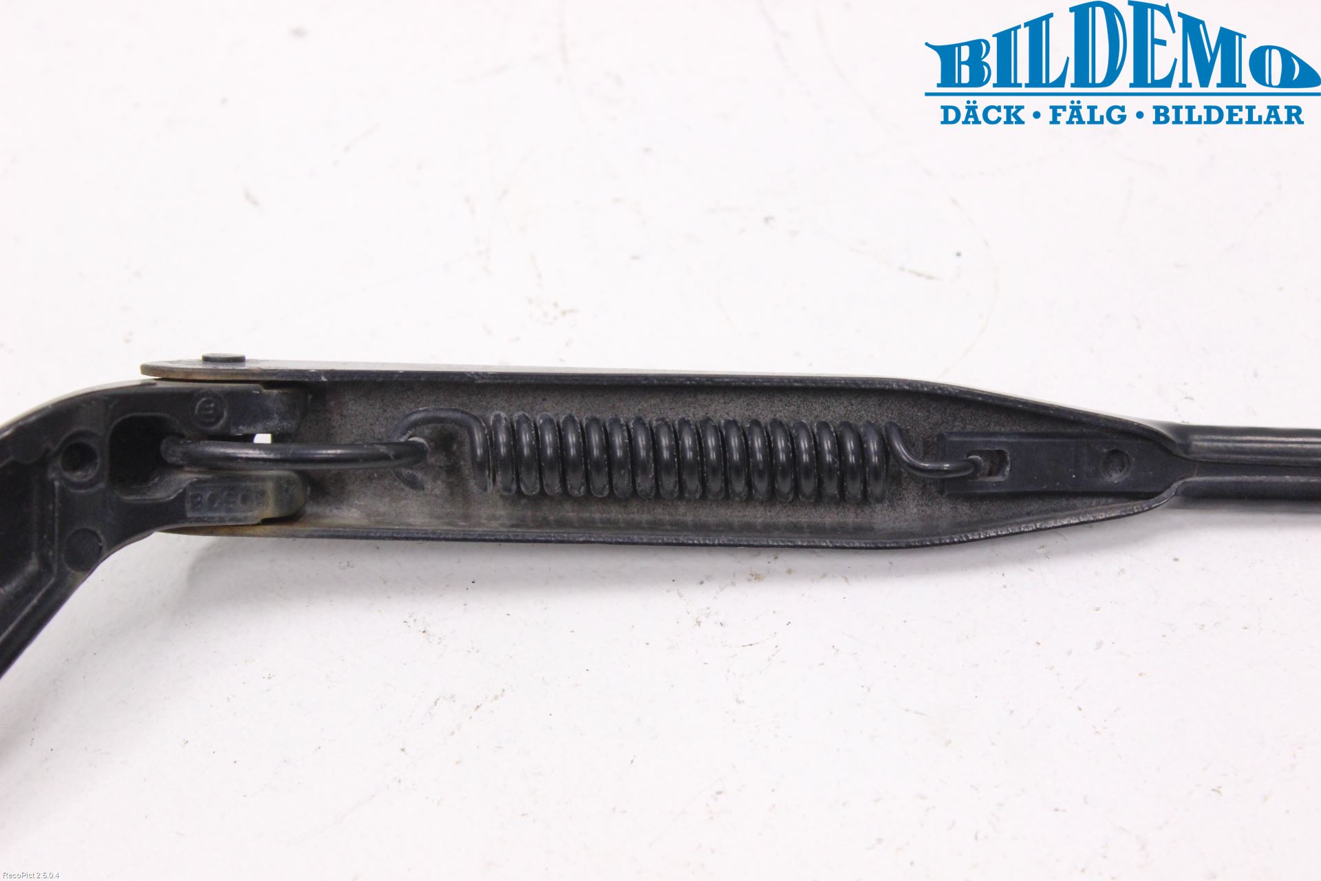 Volvo S70/V70/XC  97-00 Torkararm Armar Vindruta