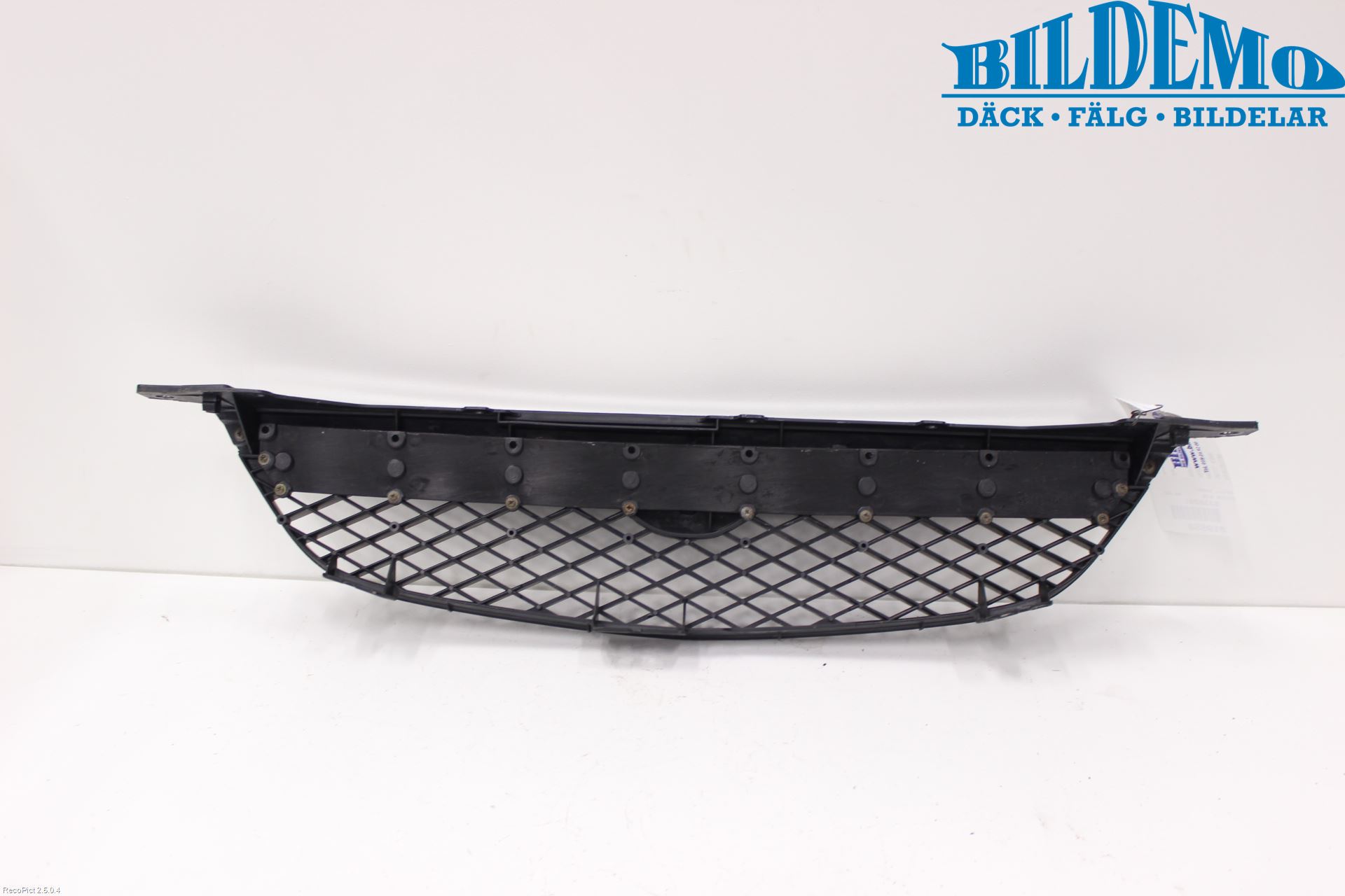 Mazda 626 98-02 Grill Komp