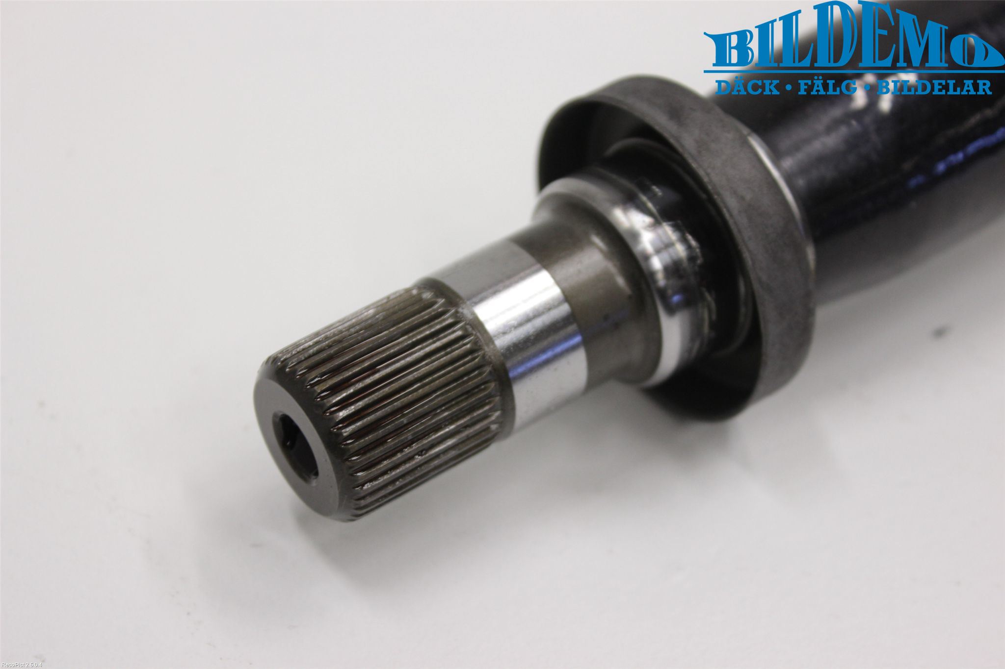 Opel INSIGNIA 09-16 Drivaxel Fram Höger