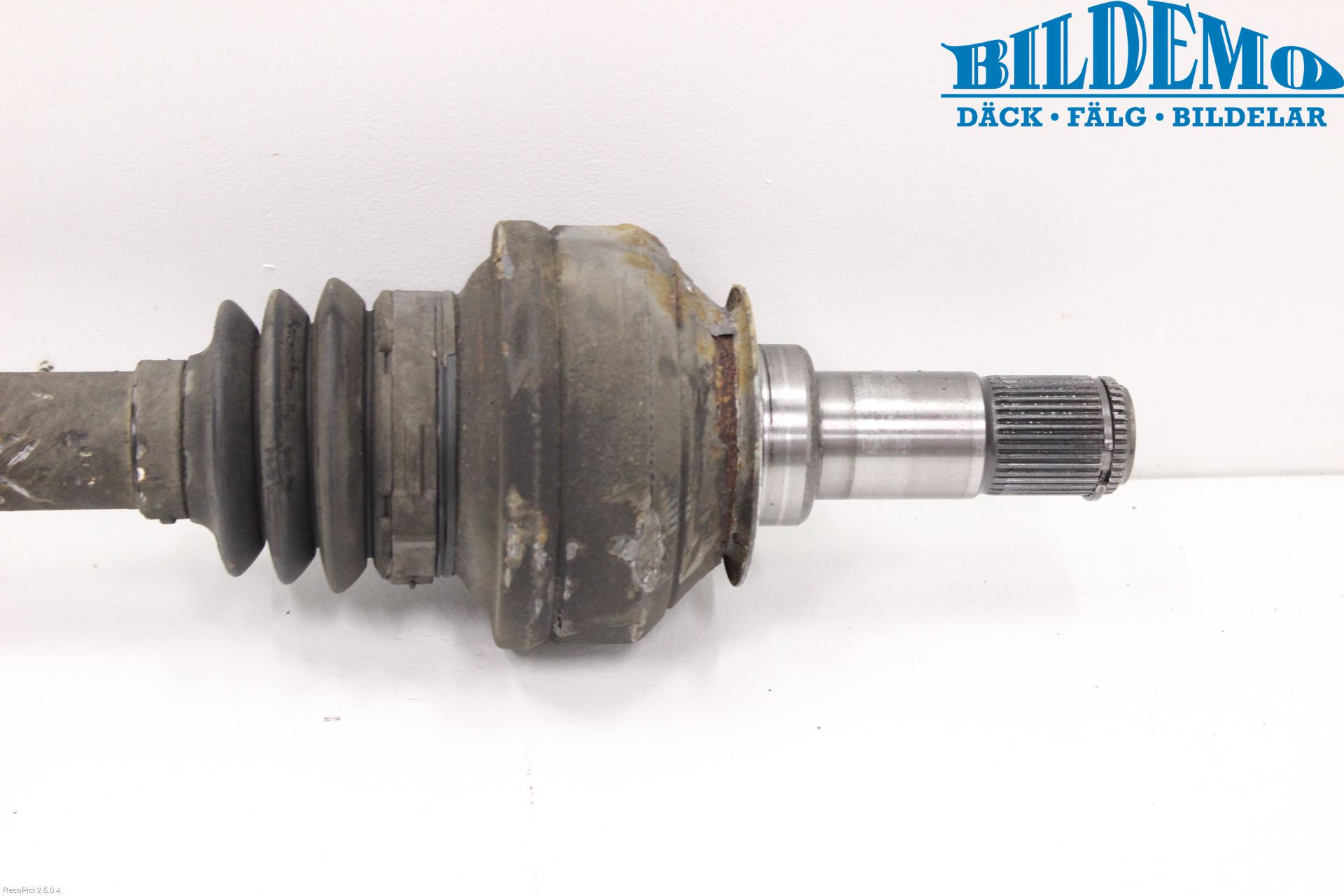 Mercedes-Benz MB ML (W164) 05-11 Drivaxel Bak Höger