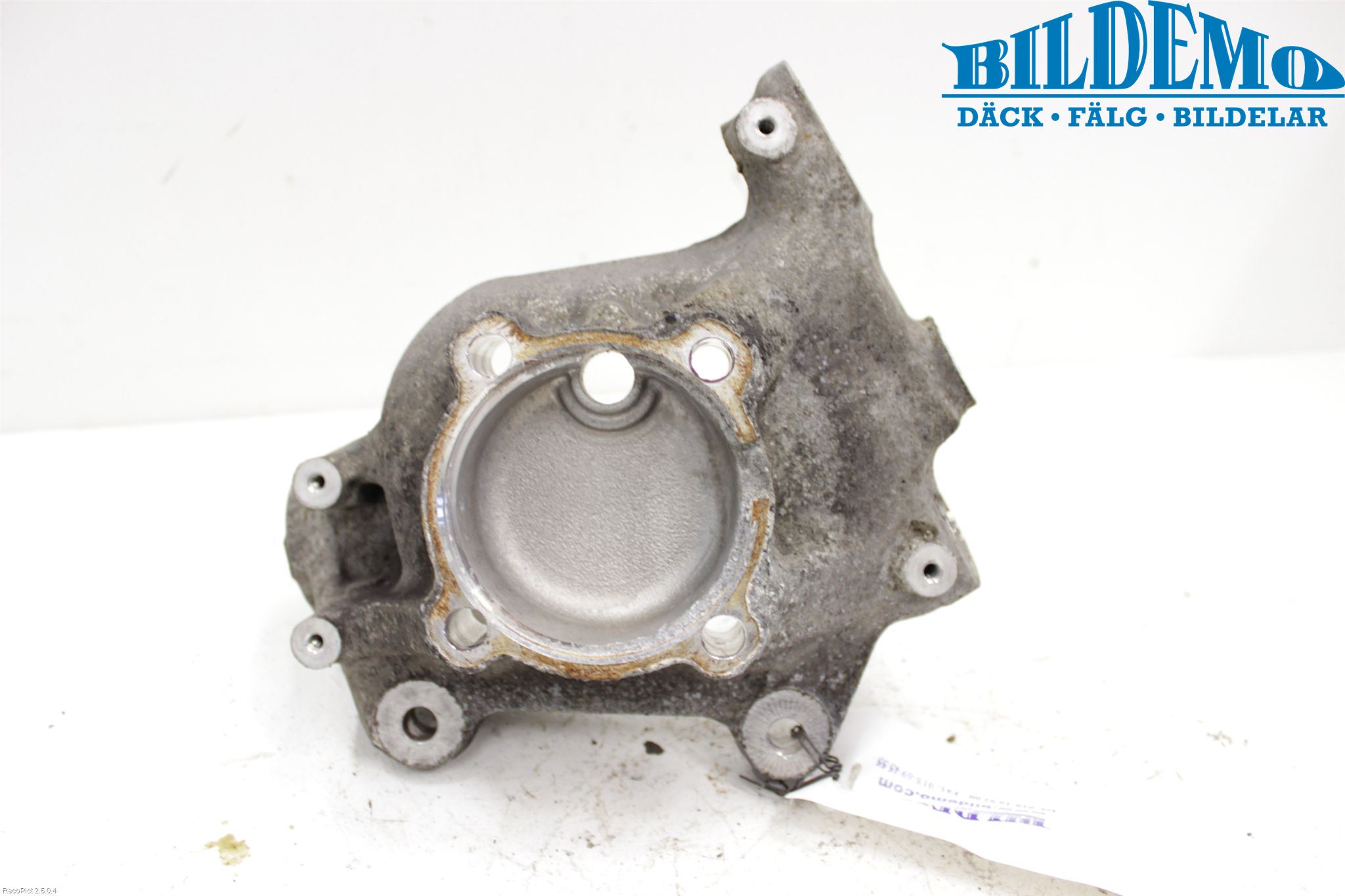 BMW 3 E90/91 SED/TOU 05-12 Styrspindel Lagerhus Hö