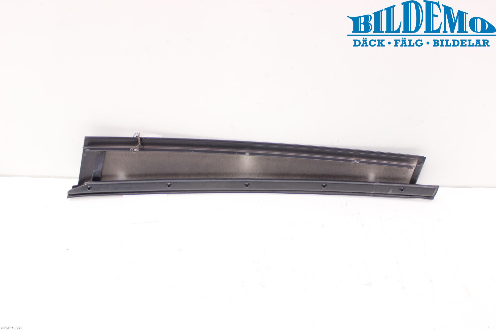 Saab 9-5     06-10 Dörr Dekorlist Bak Vä