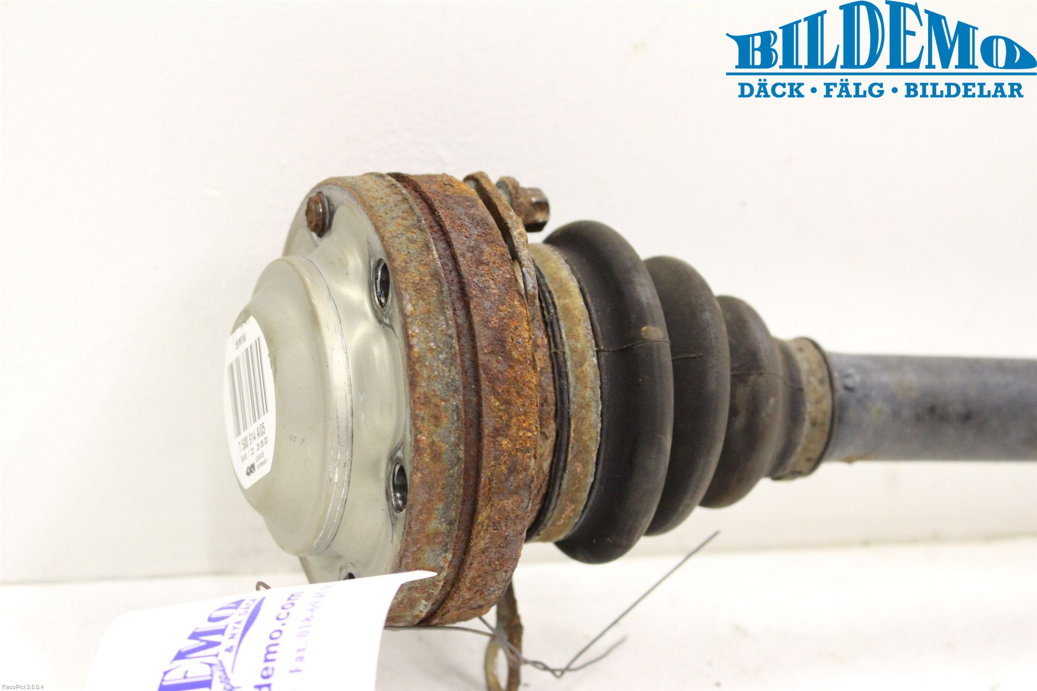 BMW X5 E53     99-06 Drivaxel Bak Höger