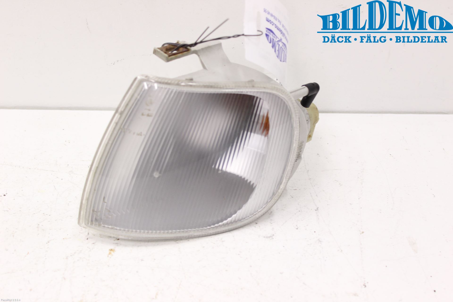 Volkswagen VW POLO 95-01 Blinkers Fram Vänster