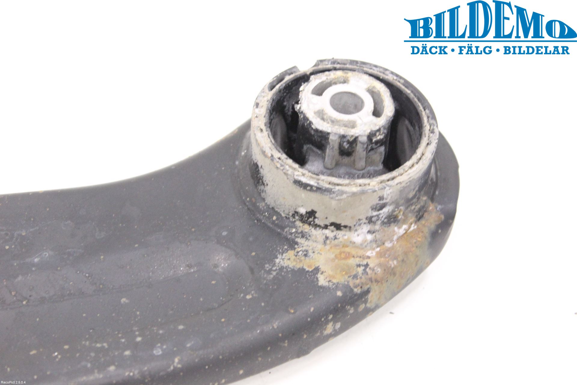 Volkswagen VW PASSAT 05-11 Bärarm Bak Höger