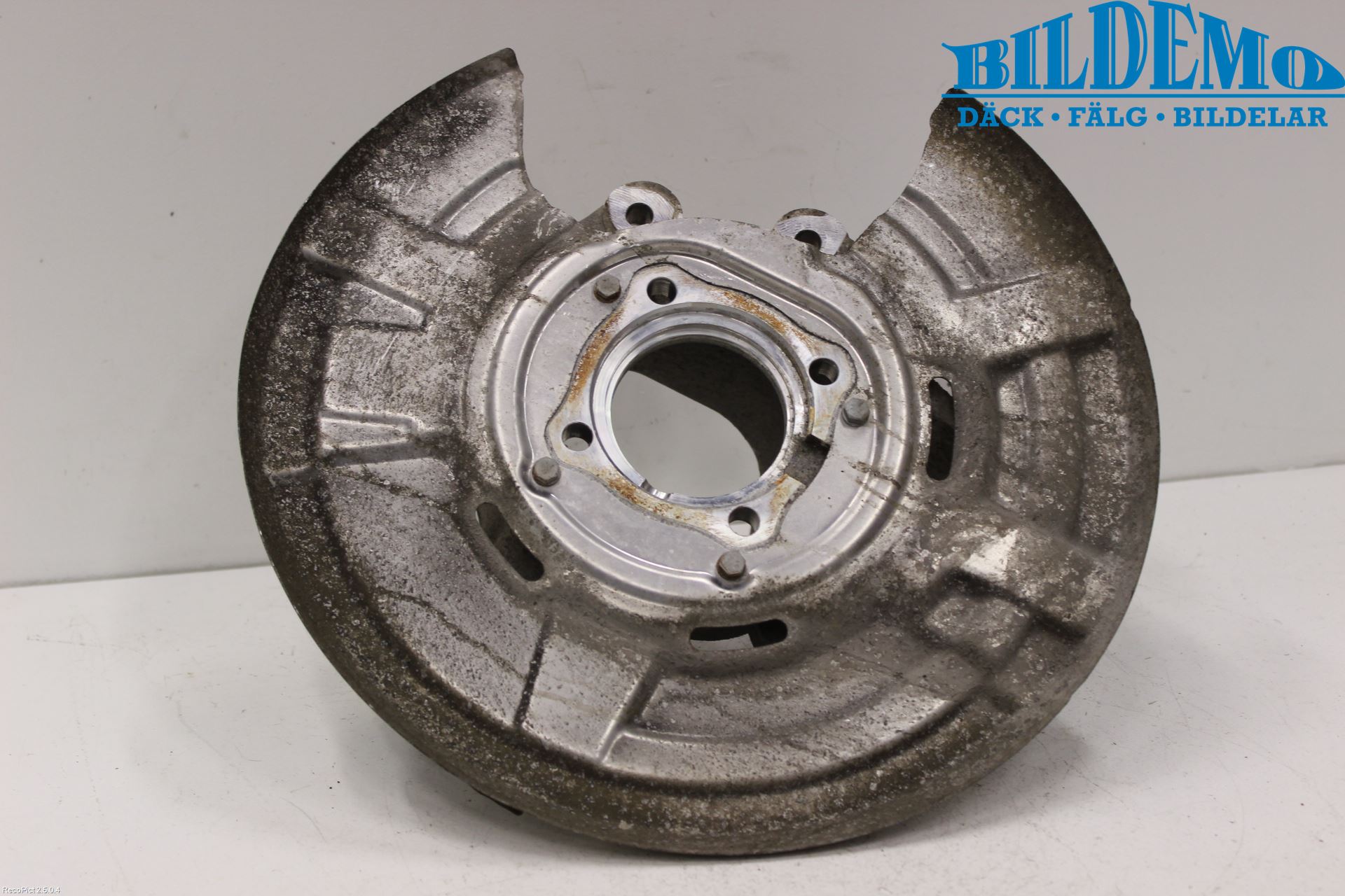 BMW 5 F10/F11/F18 09-17 Hjullagerhus-Spindel Vä B