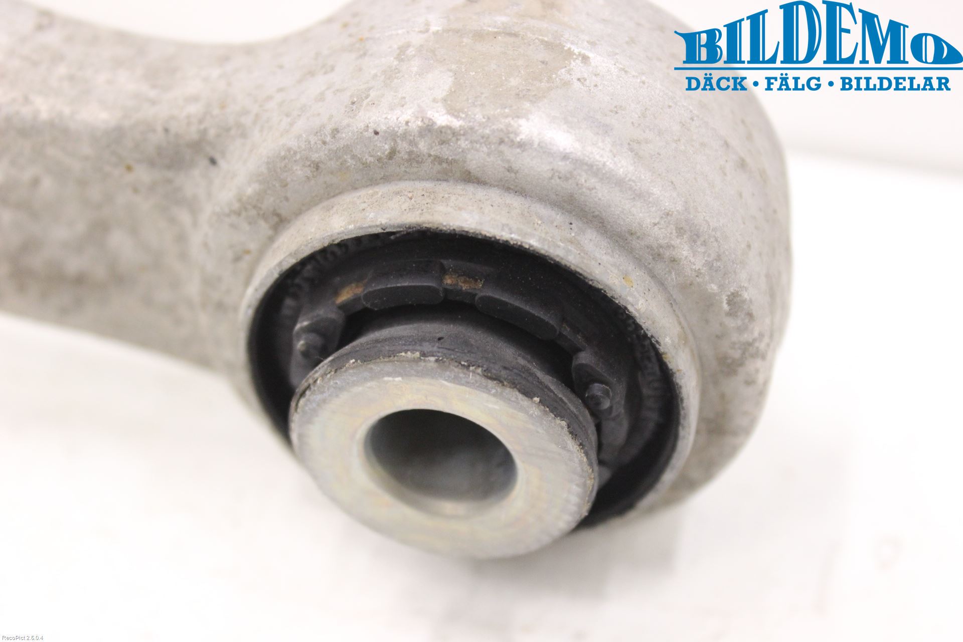BMW 5 F10/F11/F18 09-17 Bärarm Bak Övre Höger