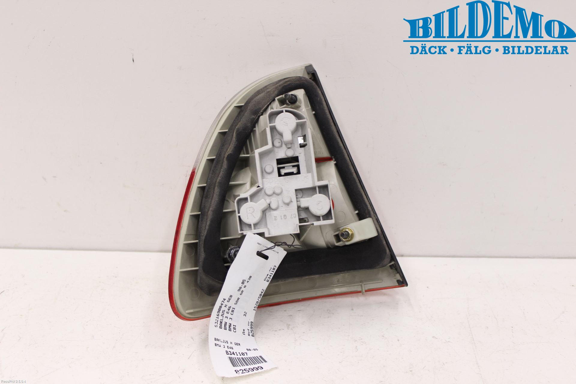 BMW 3 E46      98-05 Bakljus Höger