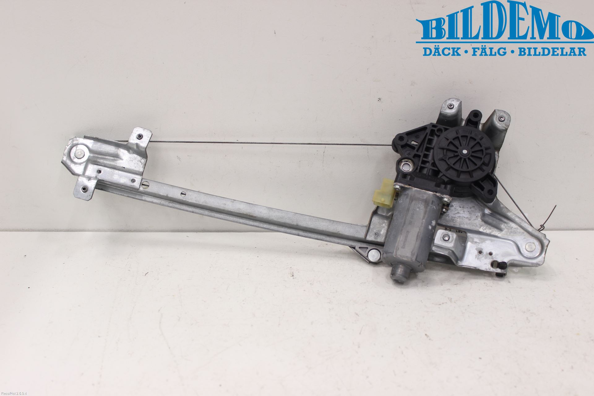 Saab 9-5     06-10 Fönsterhiss El Kompl