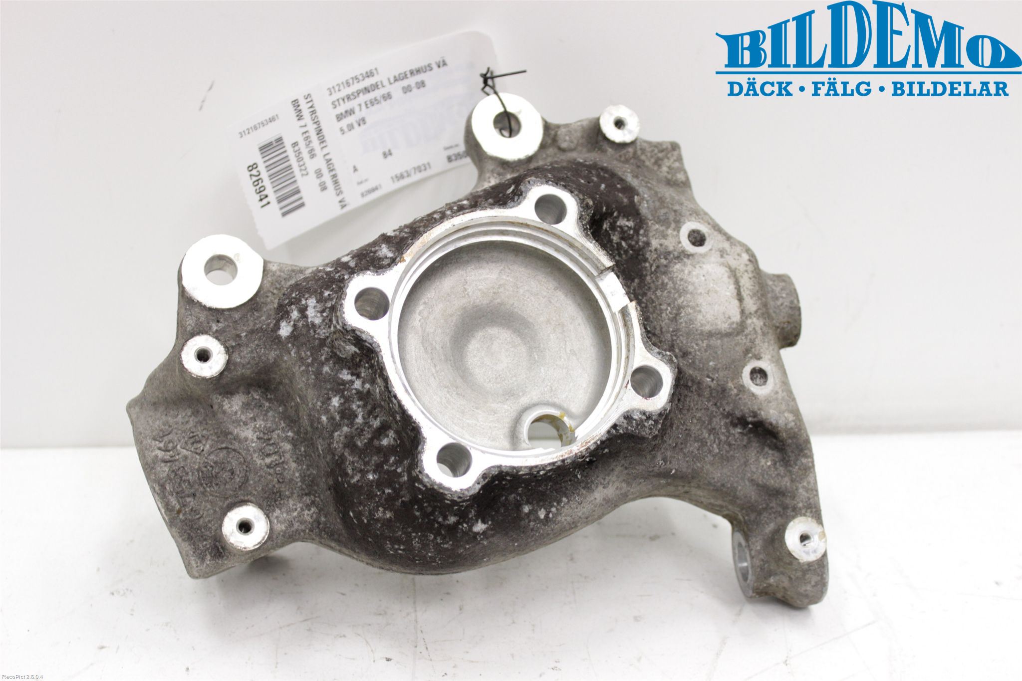 BMW 7 E65/66    00-08 Styrspindel Lagerhus Vä