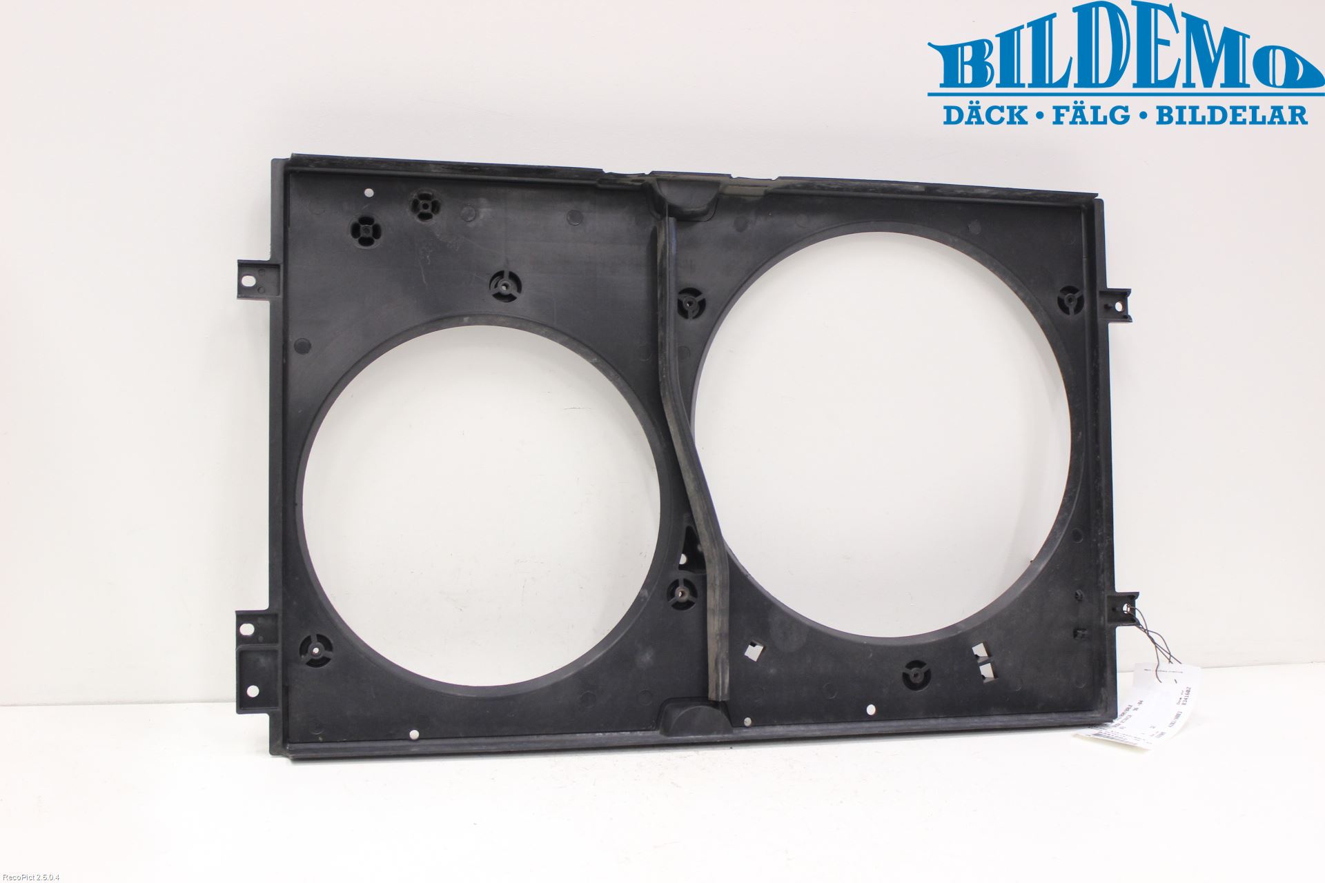 Skoda OCTAVIA (1U) 96-11 Kylarfäste-Ram-Balk