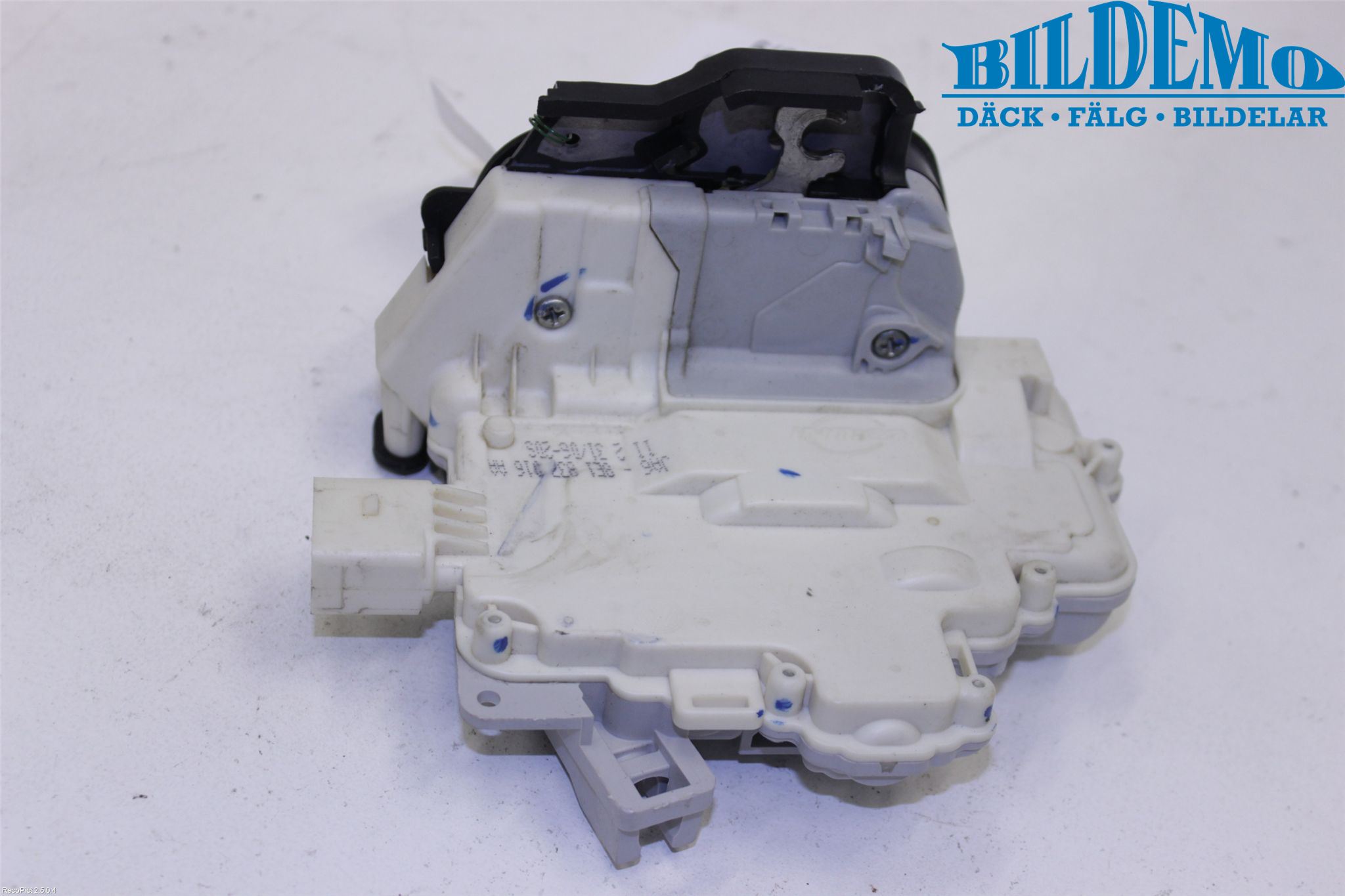 Audi A4/S4 05-07 Låskista-Dörrlås